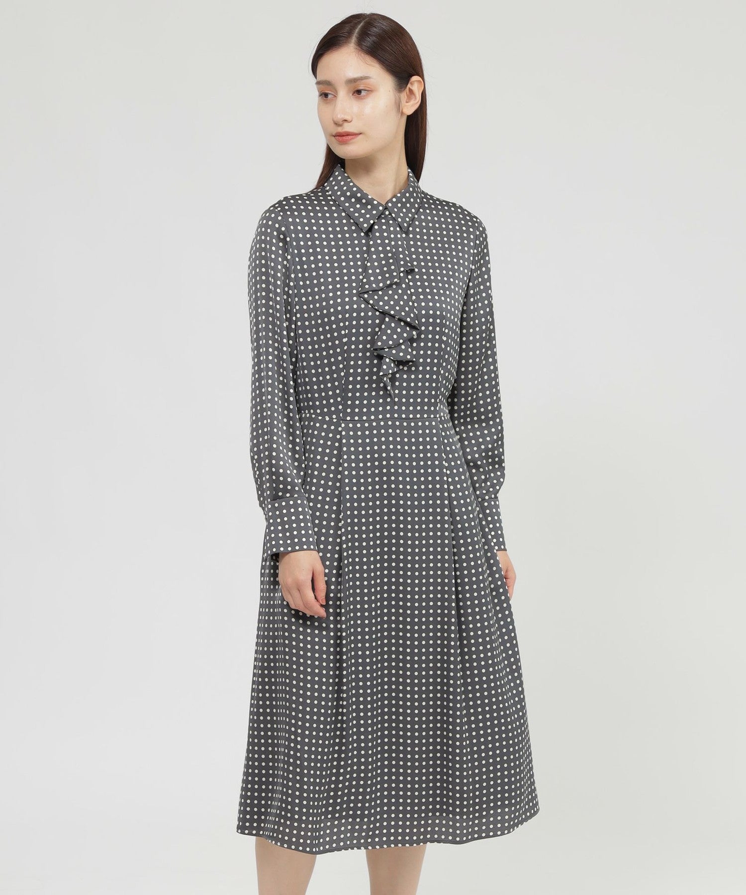 美品☆ポールスチュアート☆ワンピース Nikkei magazine掲載】【ウォッシャブル】ラインドット