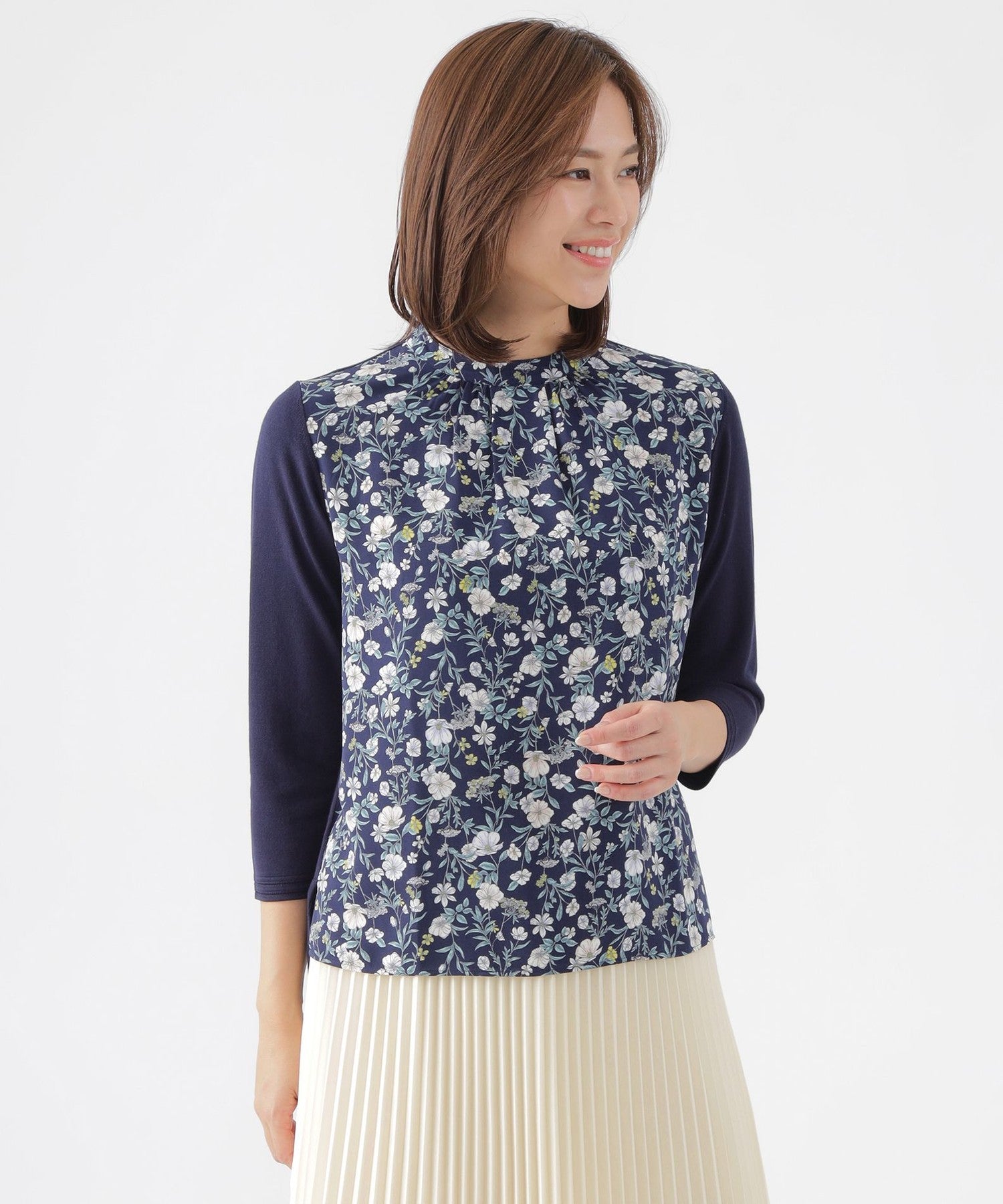 ウォッシャブル】ラインフラワープリントコンビニット(トップス