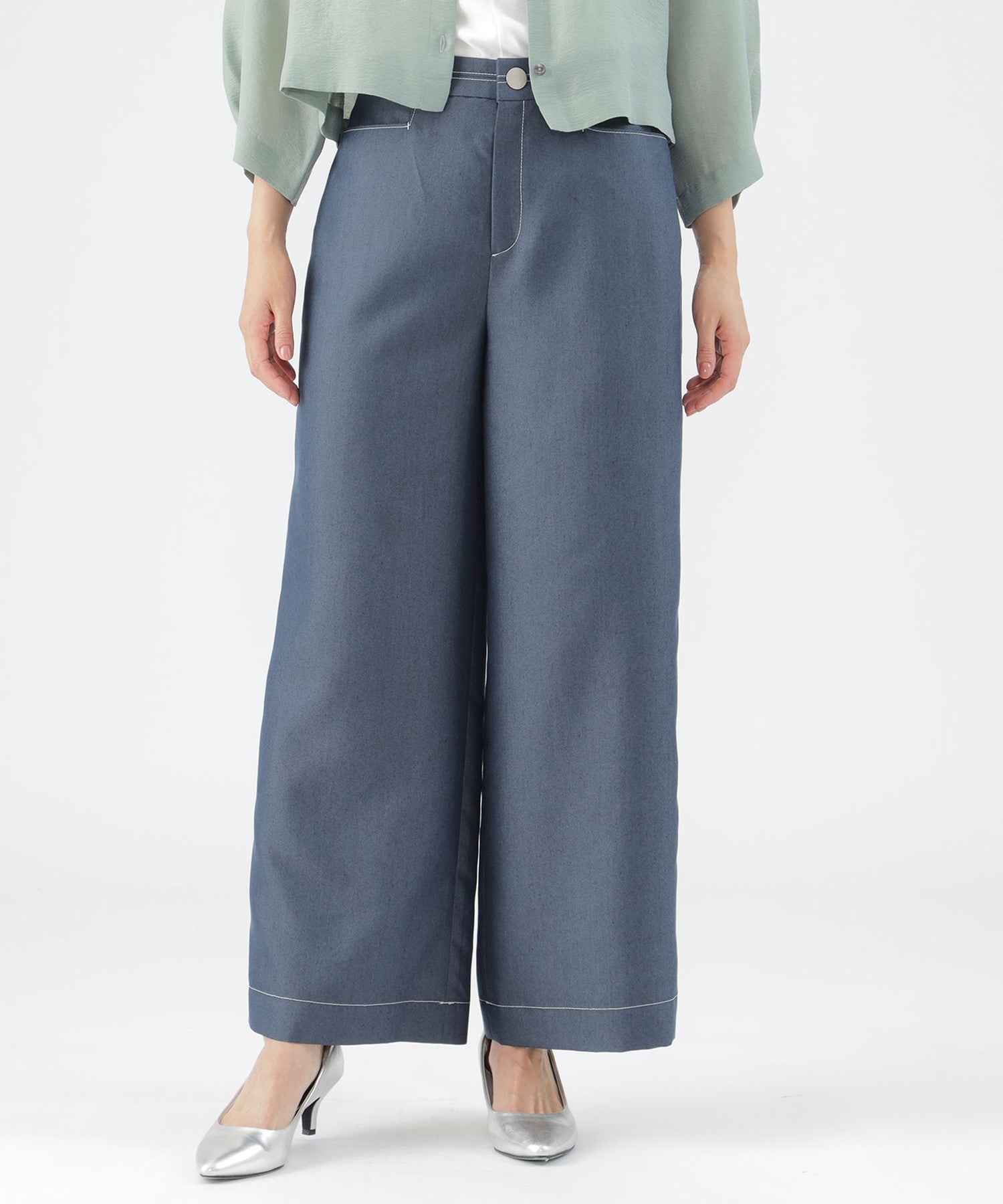 2212-U3R5635628.jpg?v=1712901260