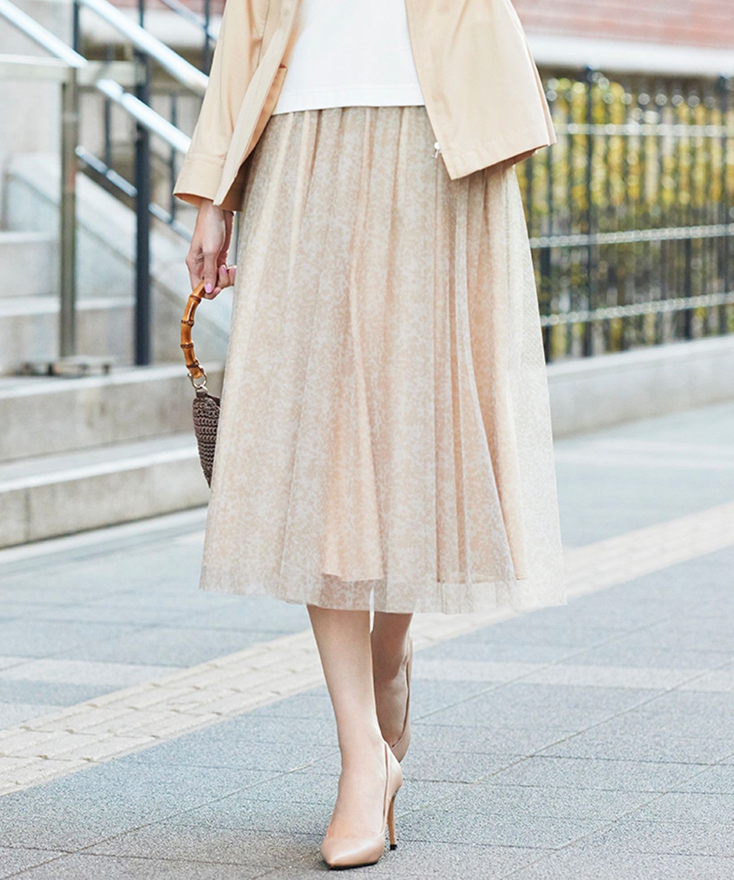 L】【ウォッシャブル】チュールフラワープリントギャザーフレアー