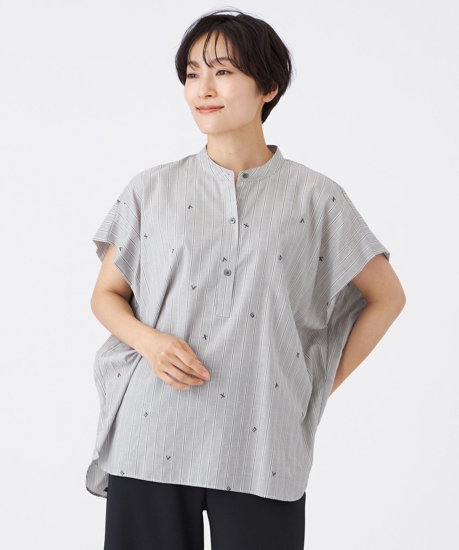 マシンウォッシャブル】ストライプジャカードプルオーバーブラウス