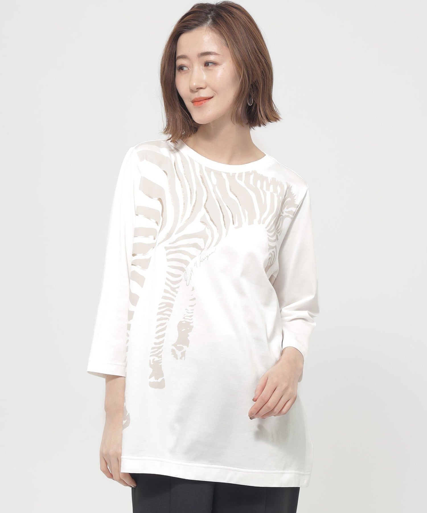 ウォッシャブル】ゼブラバックプリントチュニックカットソー(トップス