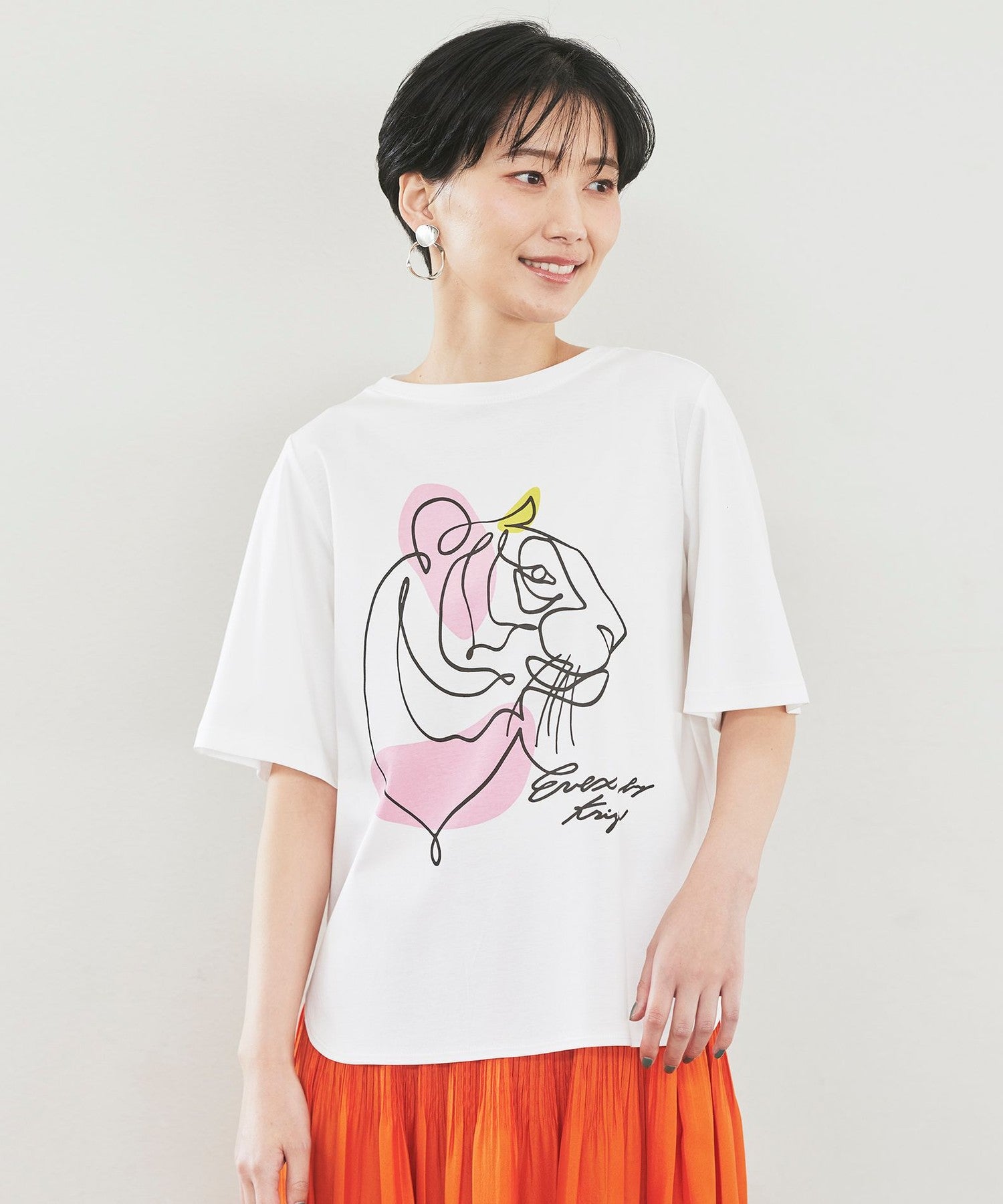 thica様 Amazon.com: Trimax TCL265 Small Deluxe Keyed Alike Wheel Chock