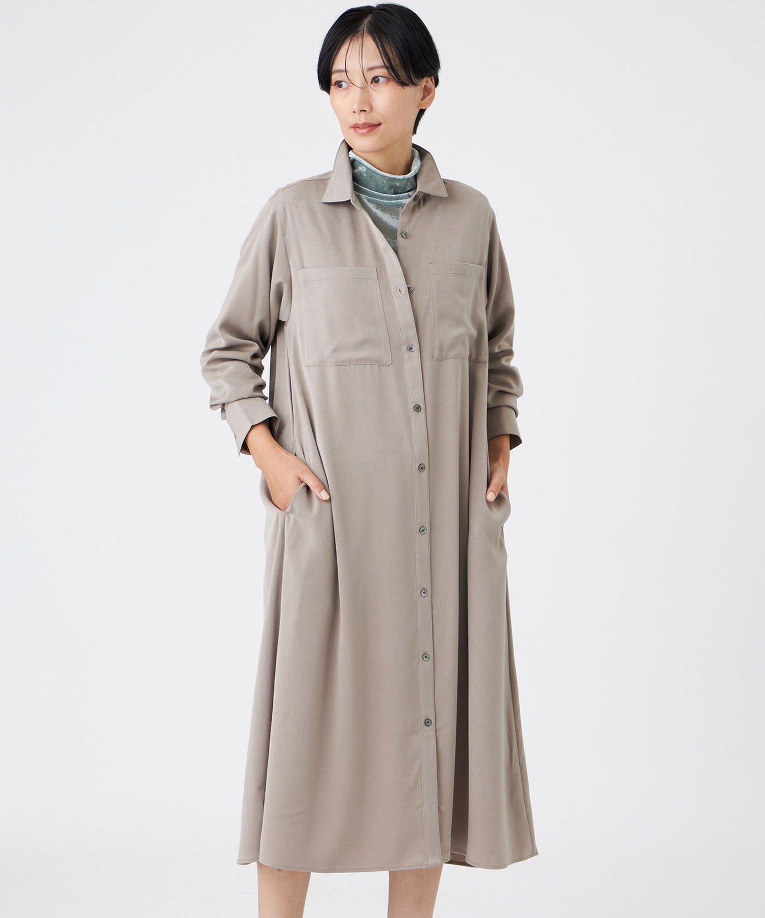 HEVE satin all-in-one グレージュ36新品未使用 2214-U7J0265040.jpg?v=1759212203