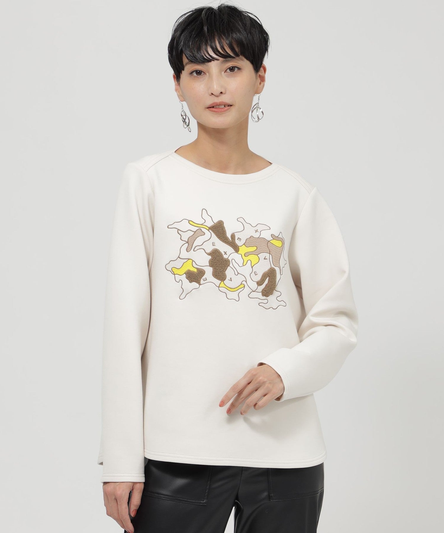 L】【ウォッシャブル】カモフラエンブロイダリープルオーバー