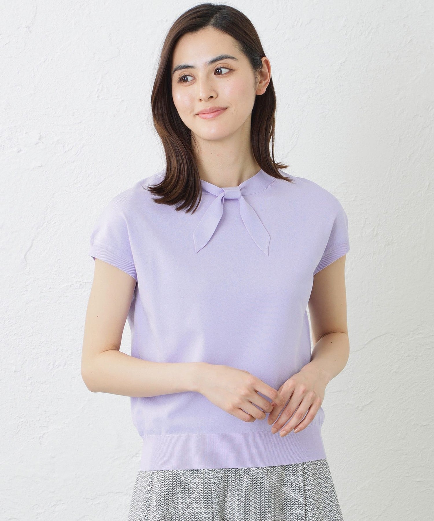 ブライトレーヨン ミニボウタイニットプルオーバー(トップス)｜AMACA