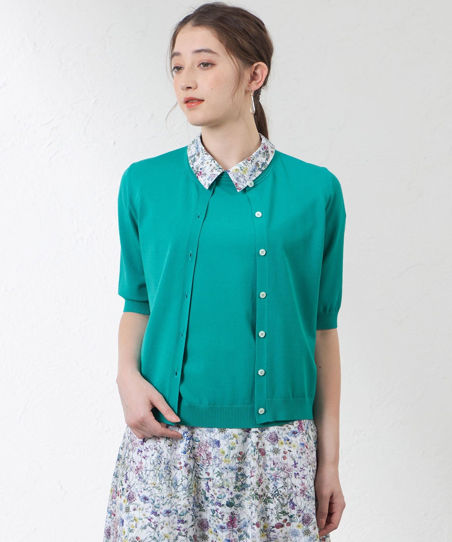 ブライトレーヨンカーディガン(トップス)｜AMACA(アマカ)の