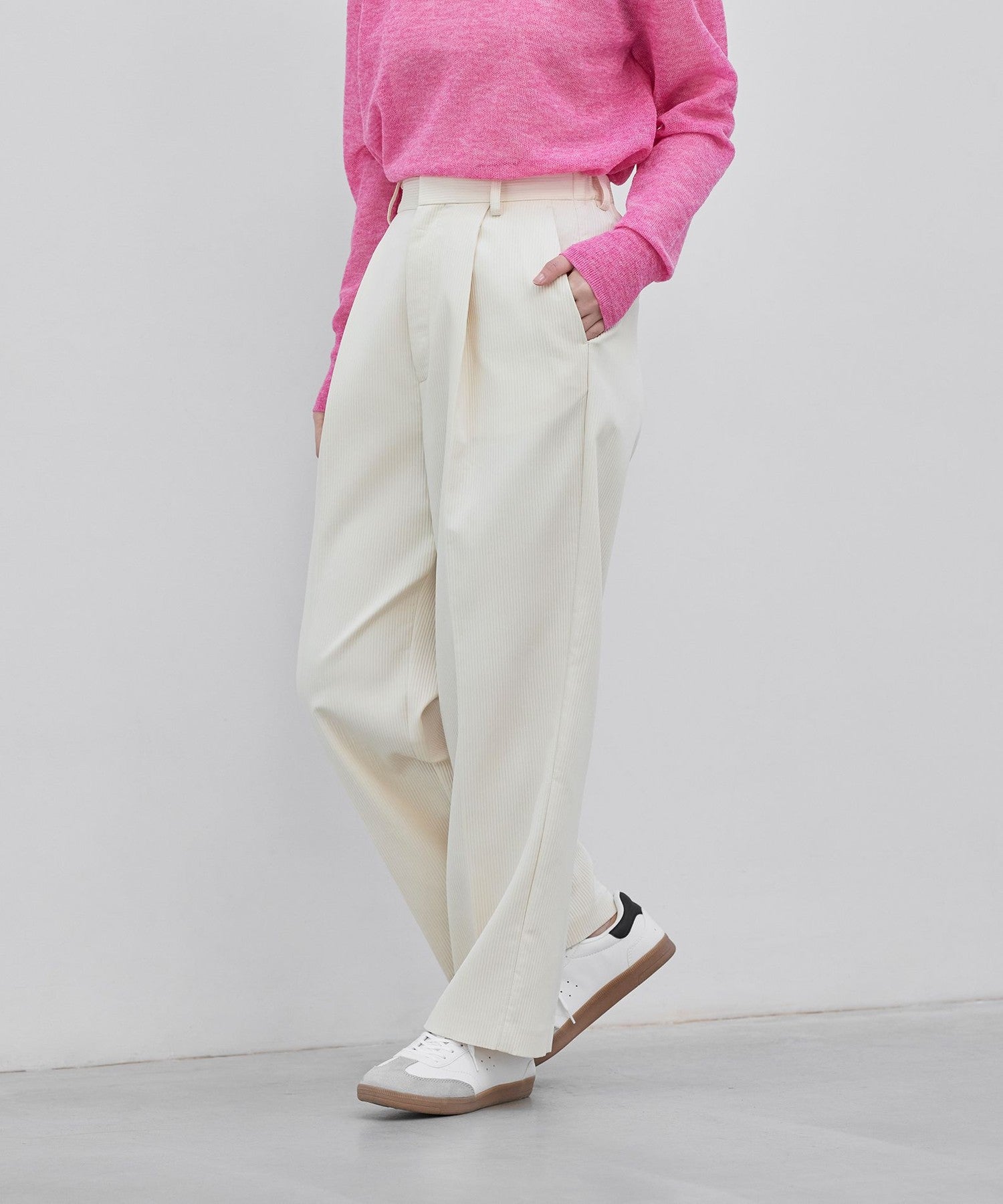 2271-W1R0550602__O,02,