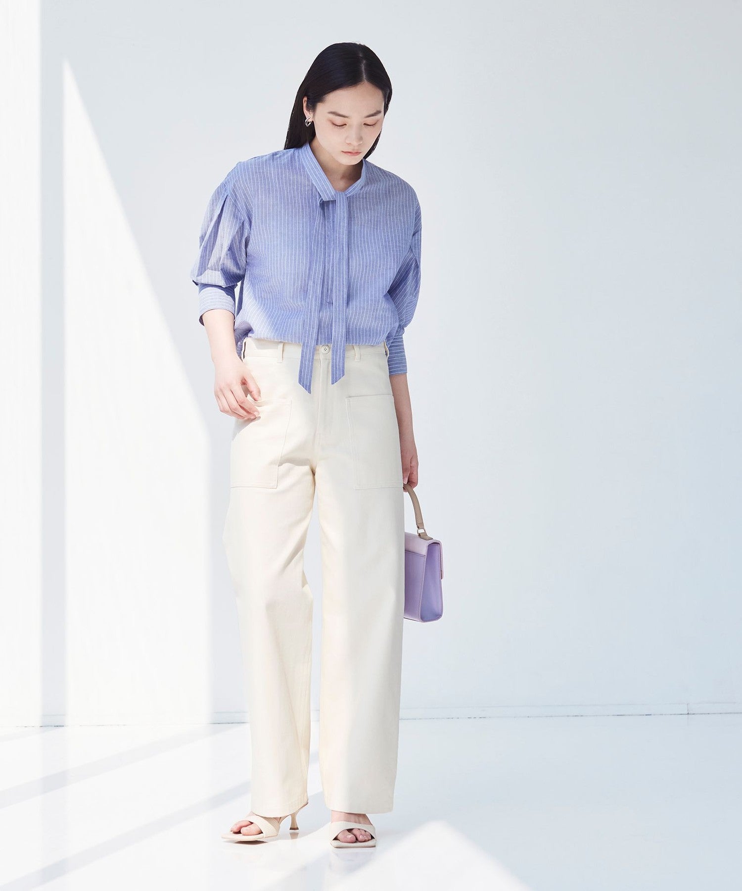 2271-W1R0853524__A,24,