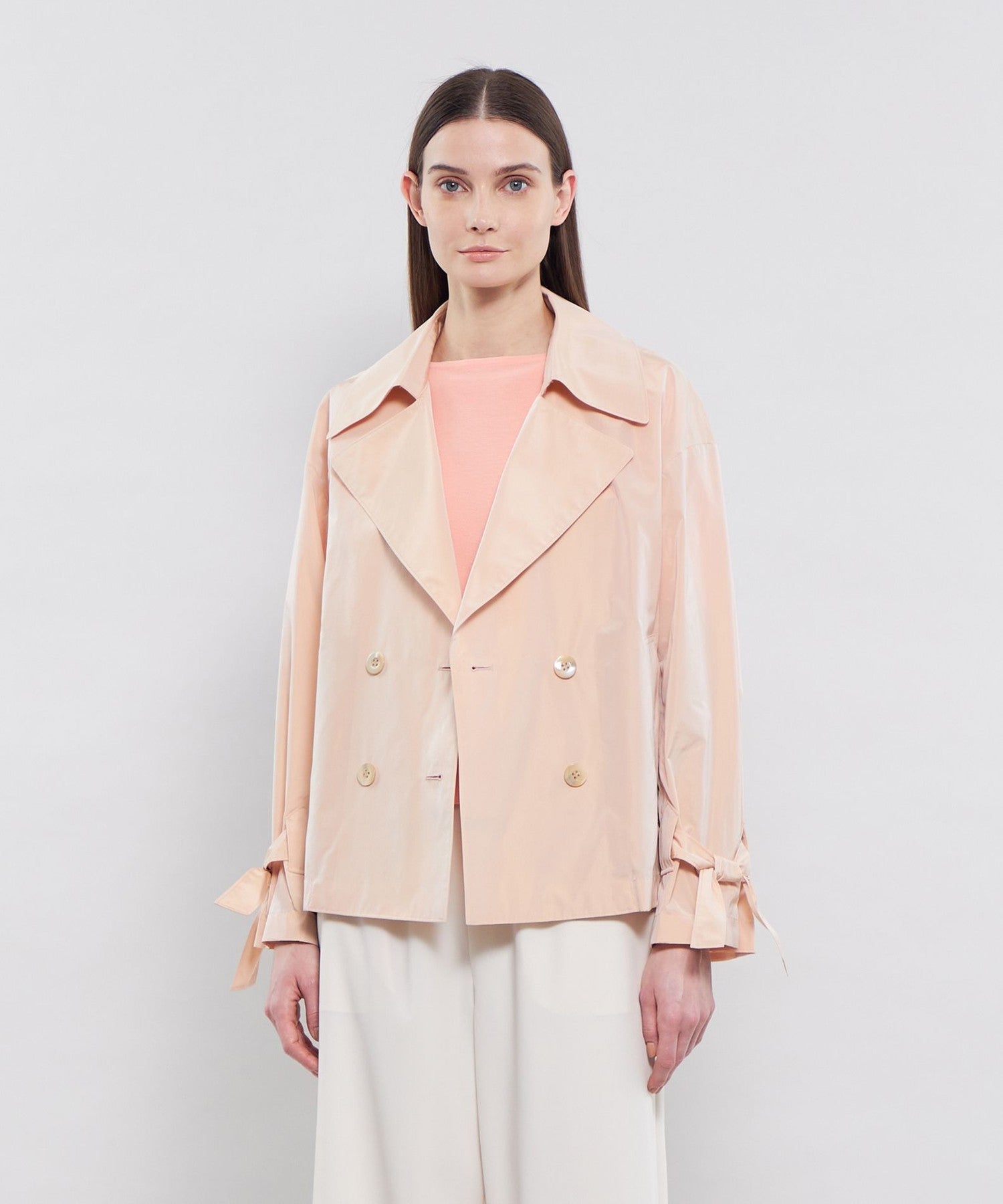 専用　エポカグログラン タフタ トレンチコートブラック 新品 ライトメモリータフタ ショートトレンチコート(コート)｜EPOCA(エポカ