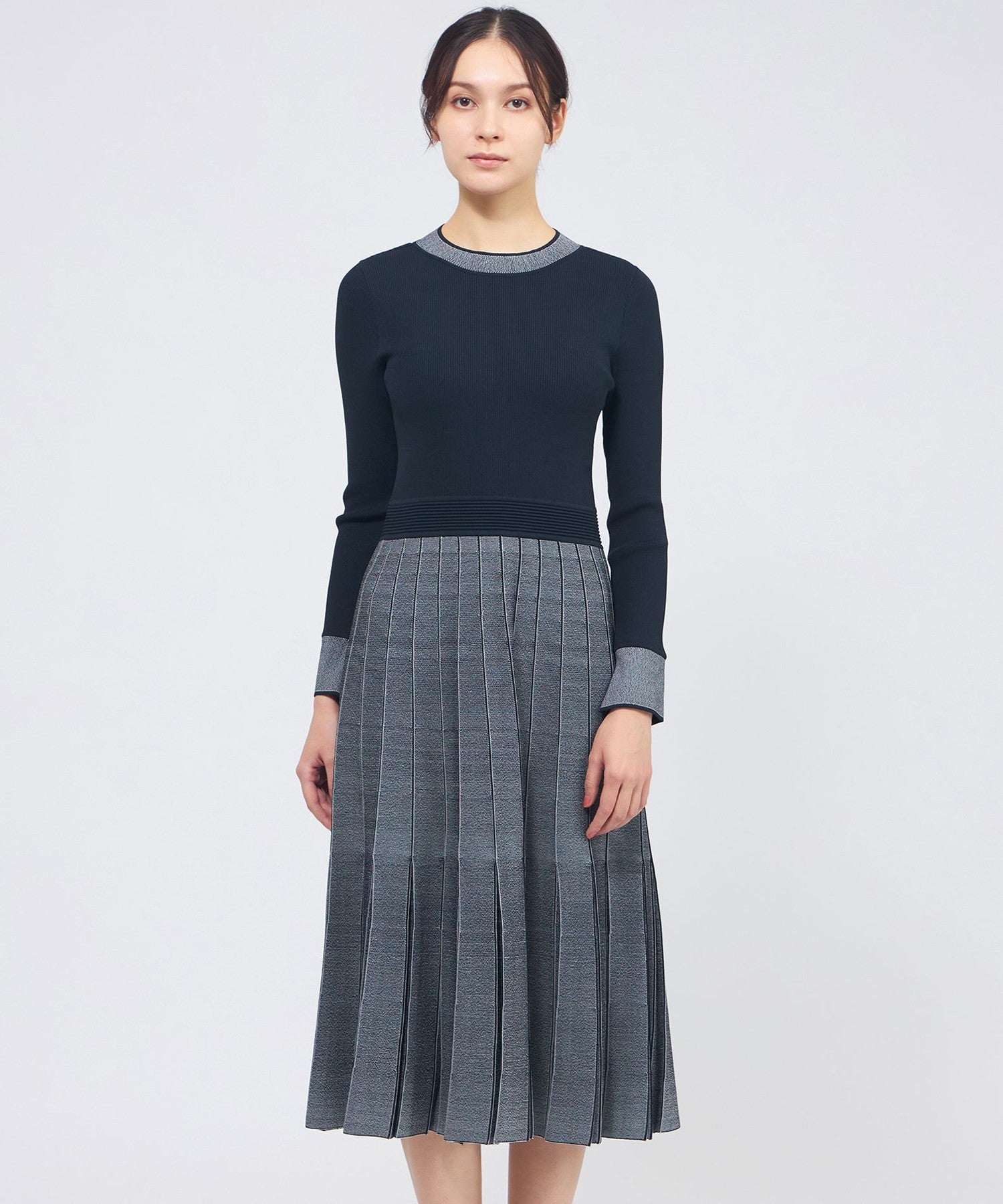 プリーツライクジャカード ニットワンピース(ワンピース)｜EPOCA