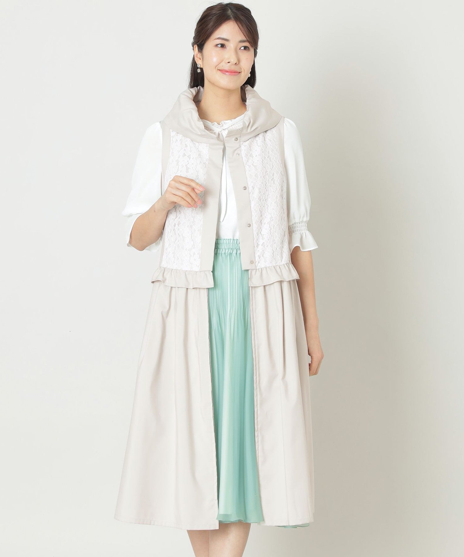 なないろ！　トゥービーシック　ハイカウントタフタ マルチwayジレ ハイカウントタフタ マルチWAY ジレ(ジャケット)｜TO BE CHIC(トゥー