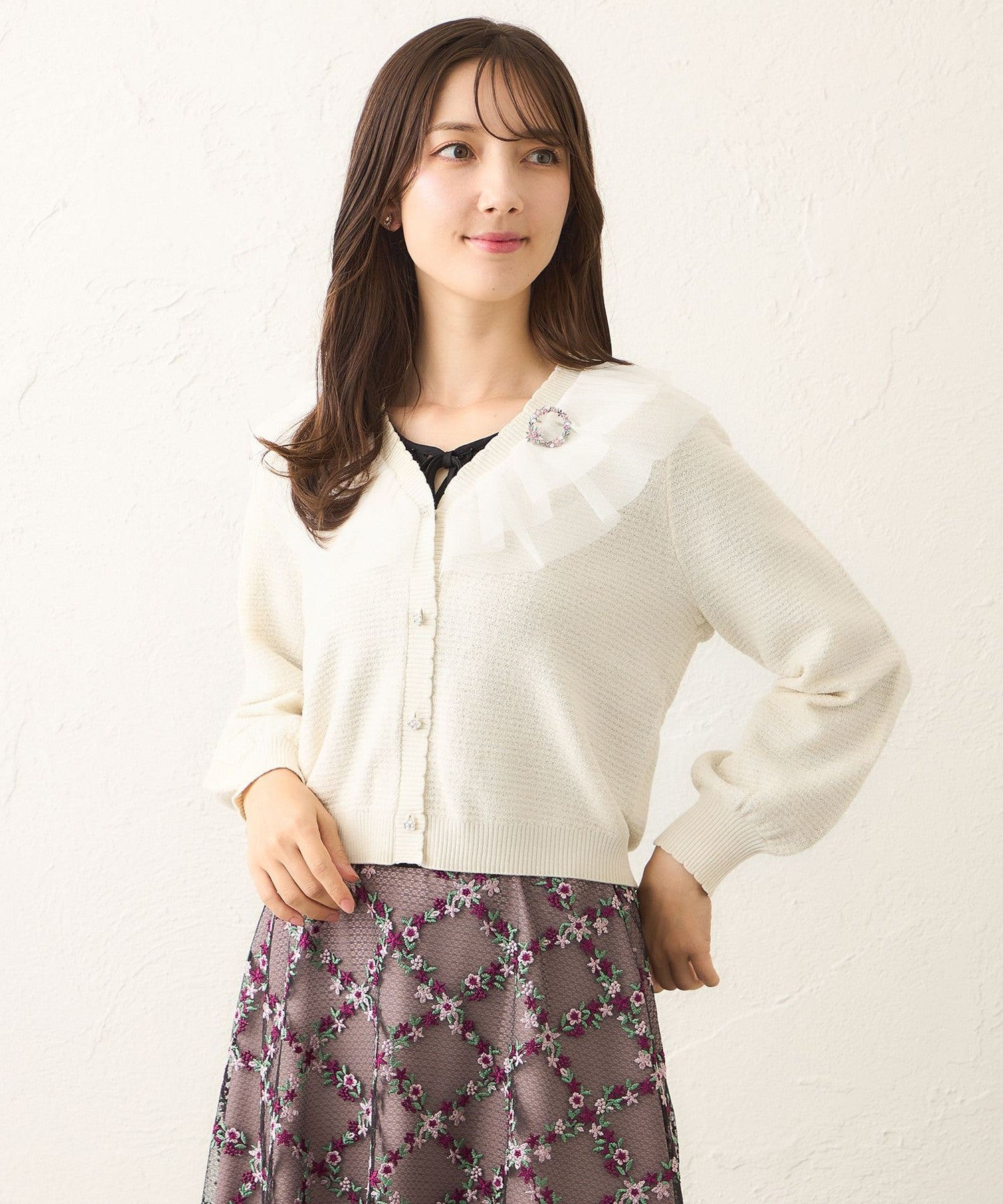 チュールケープカラー カーディガン(トップス)｜TO BE CHIC(トゥー