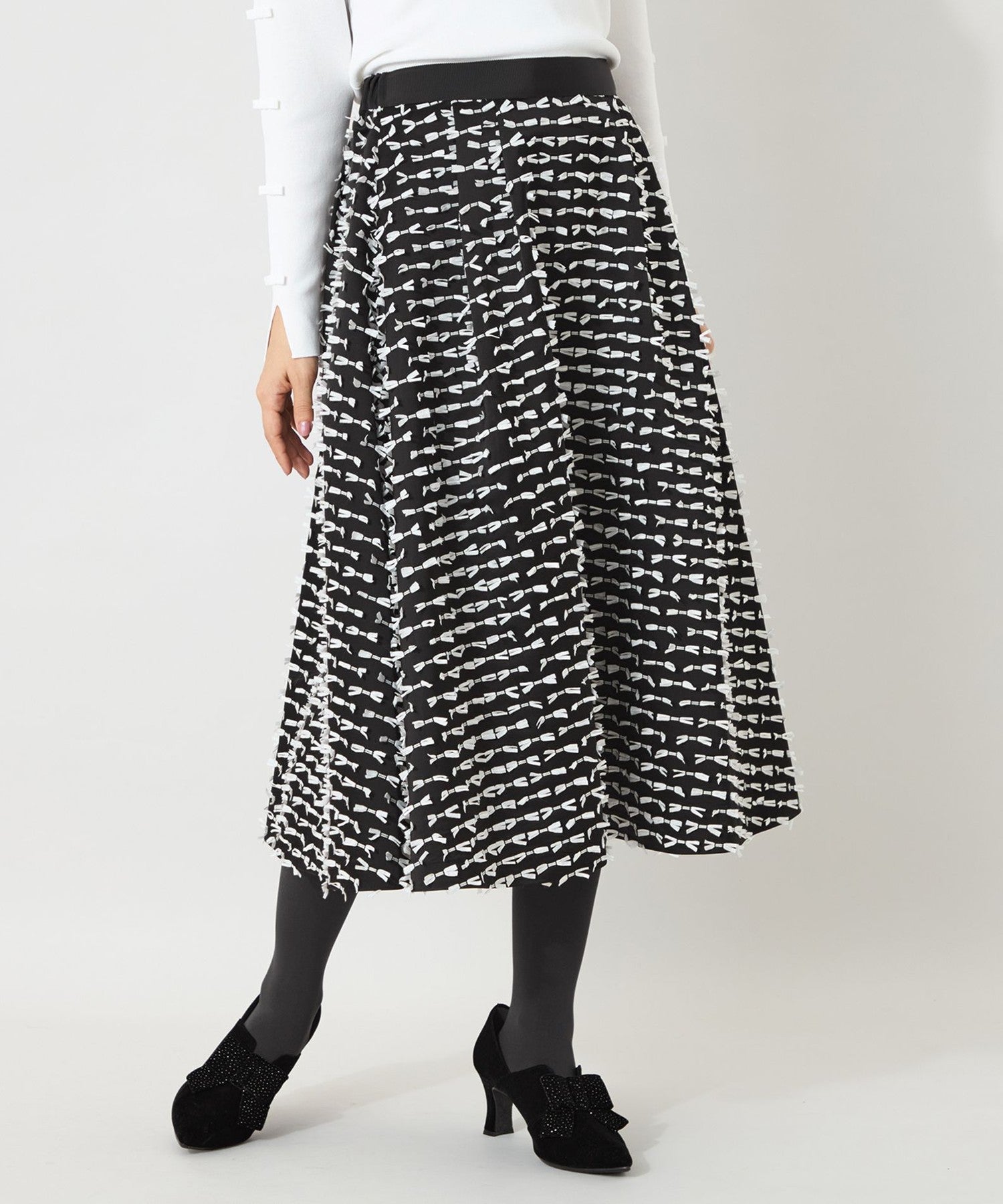リボンテクスチャー タックスカート(スカート)｜TO BE CHIC(トゥー