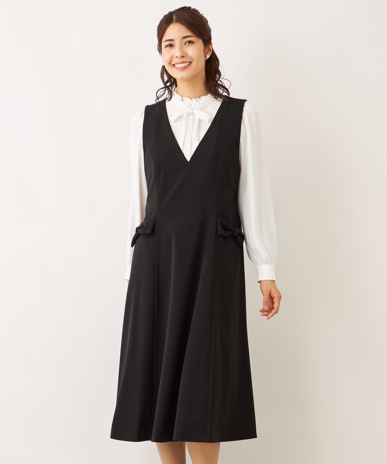 L】リボンモチーフ ジャンパースカート(ワンピース)｜TO BE CHIC