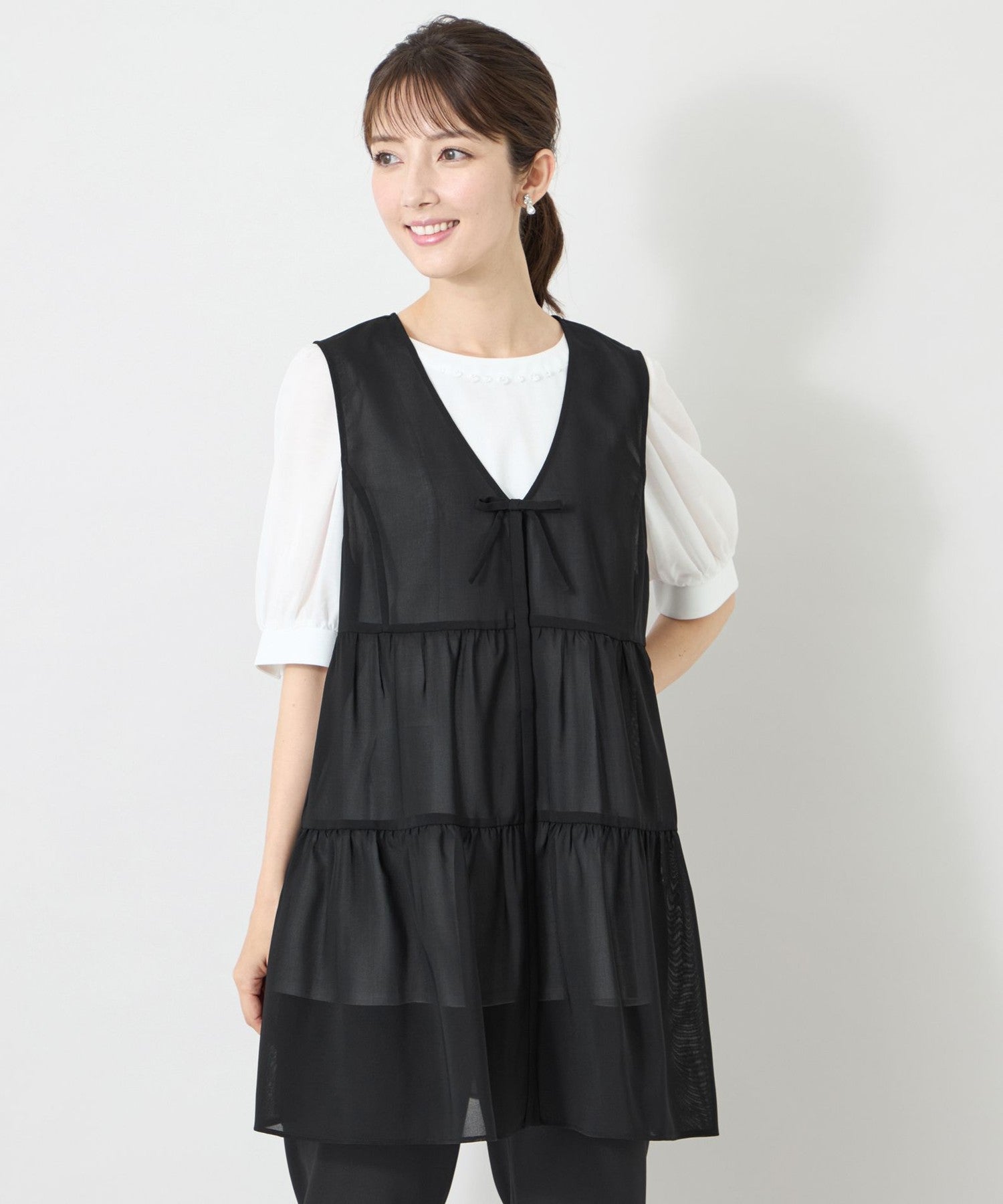 TO BE CHIC★新品★フラワージレ ロングベスト　ワンピース 黒 L】シアーギャザーフォルム ジレ(ベスト)｜TO BE CHIC(トゥー ビー