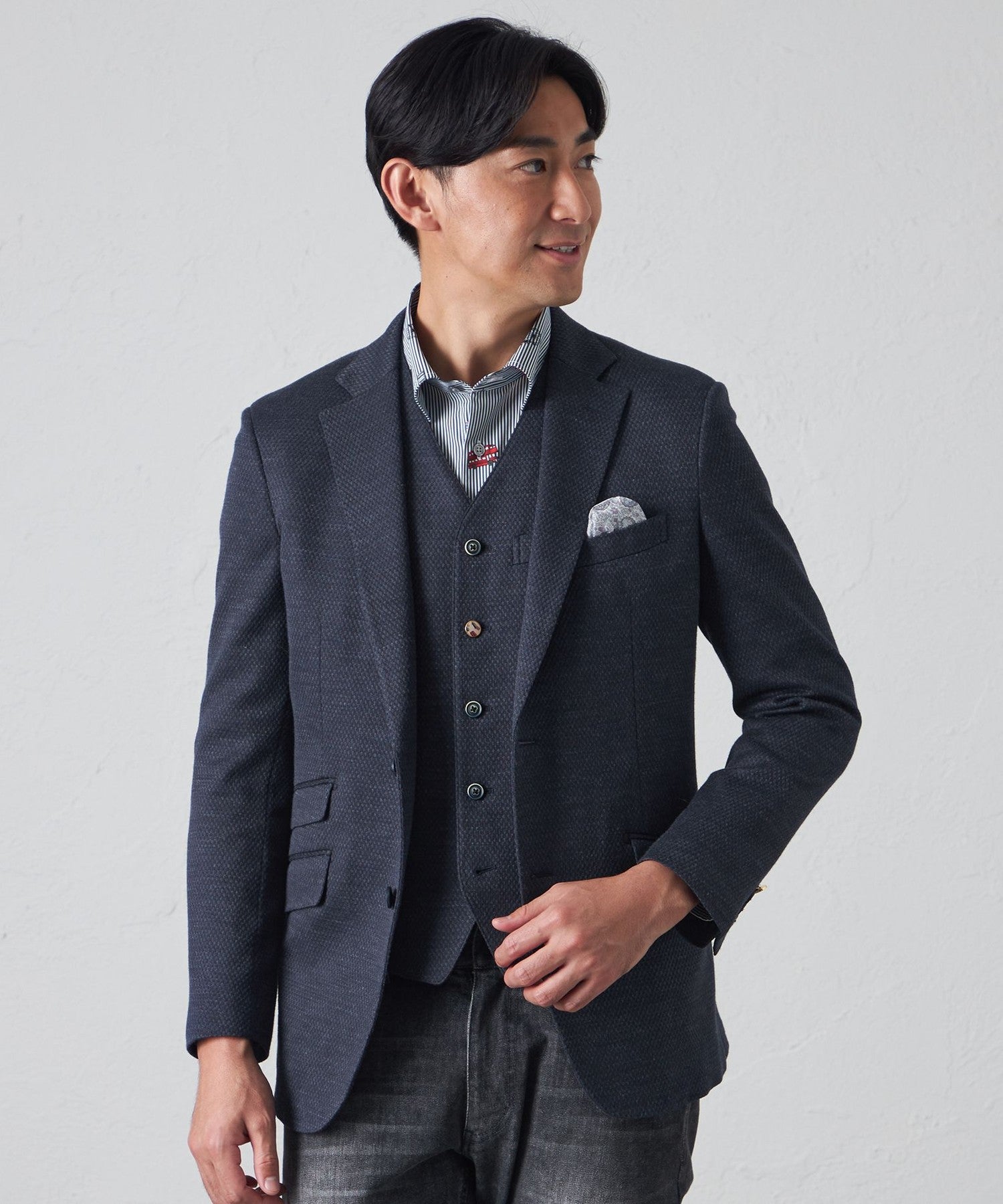 1133-S3D0653929__M,29,