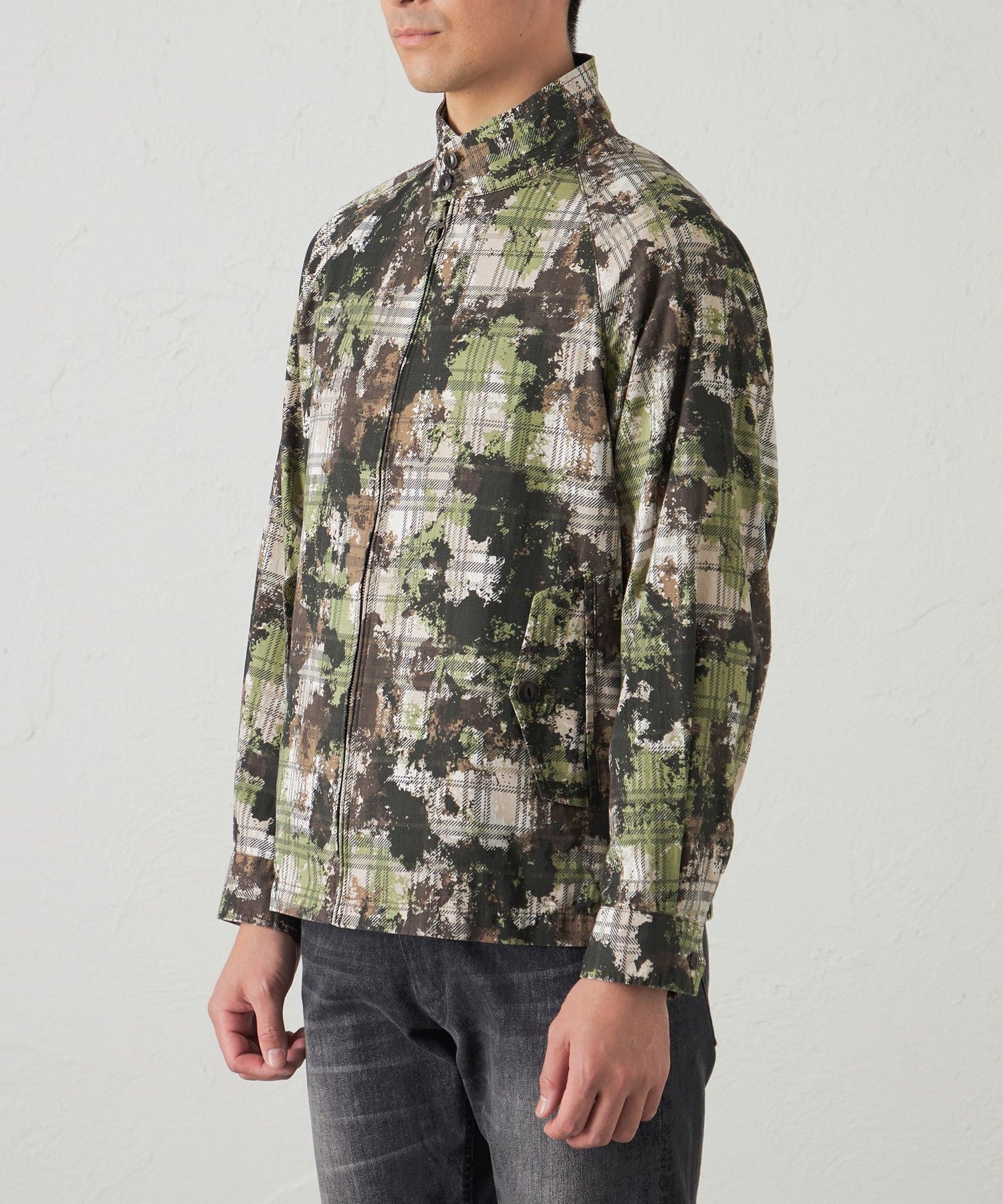 1133-S3F0551675__J,75,