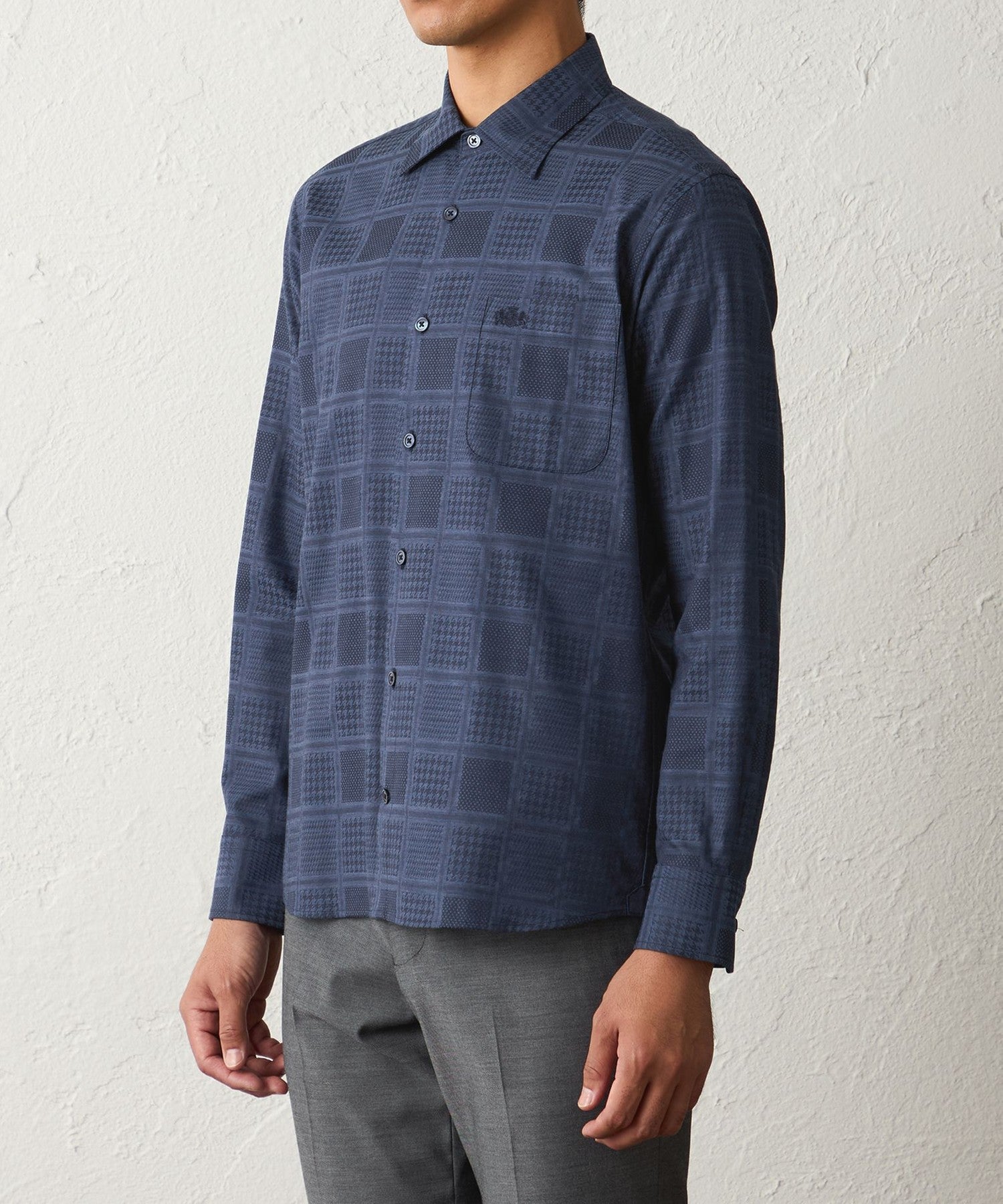 1133-S3M4061828__J,28,