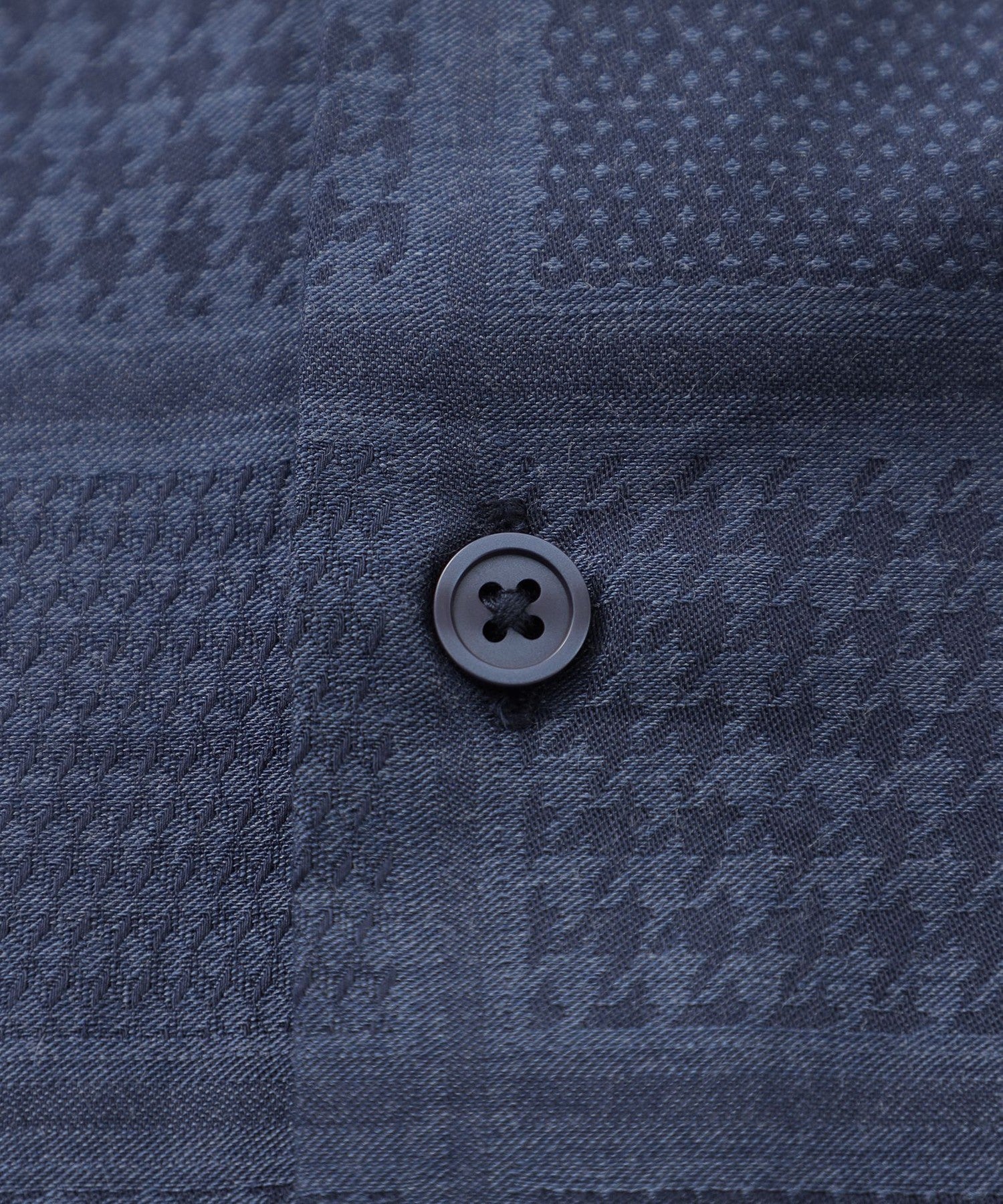 1133-S3M4061828__M,28,