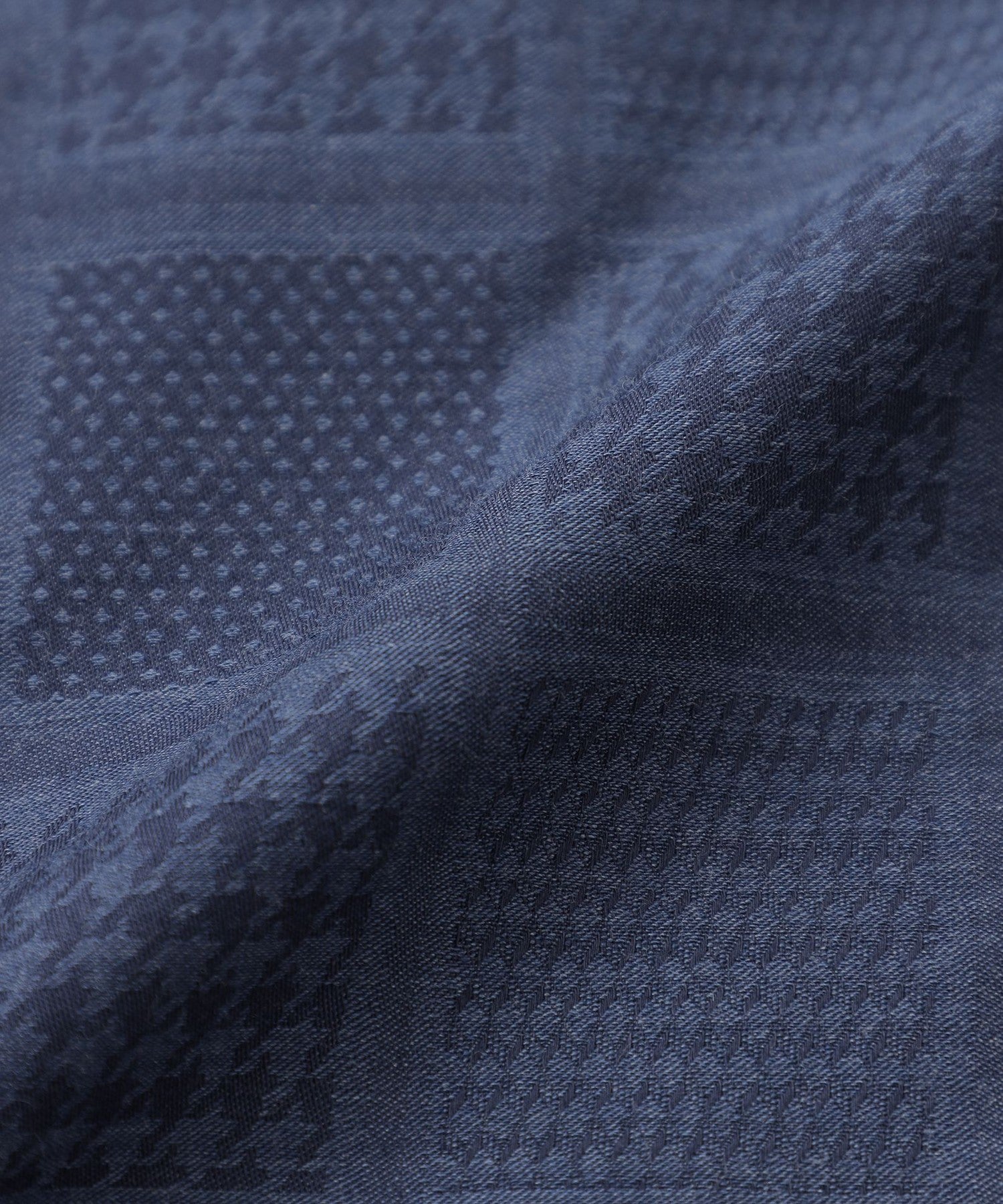 1133-S3M4061828__N,28,