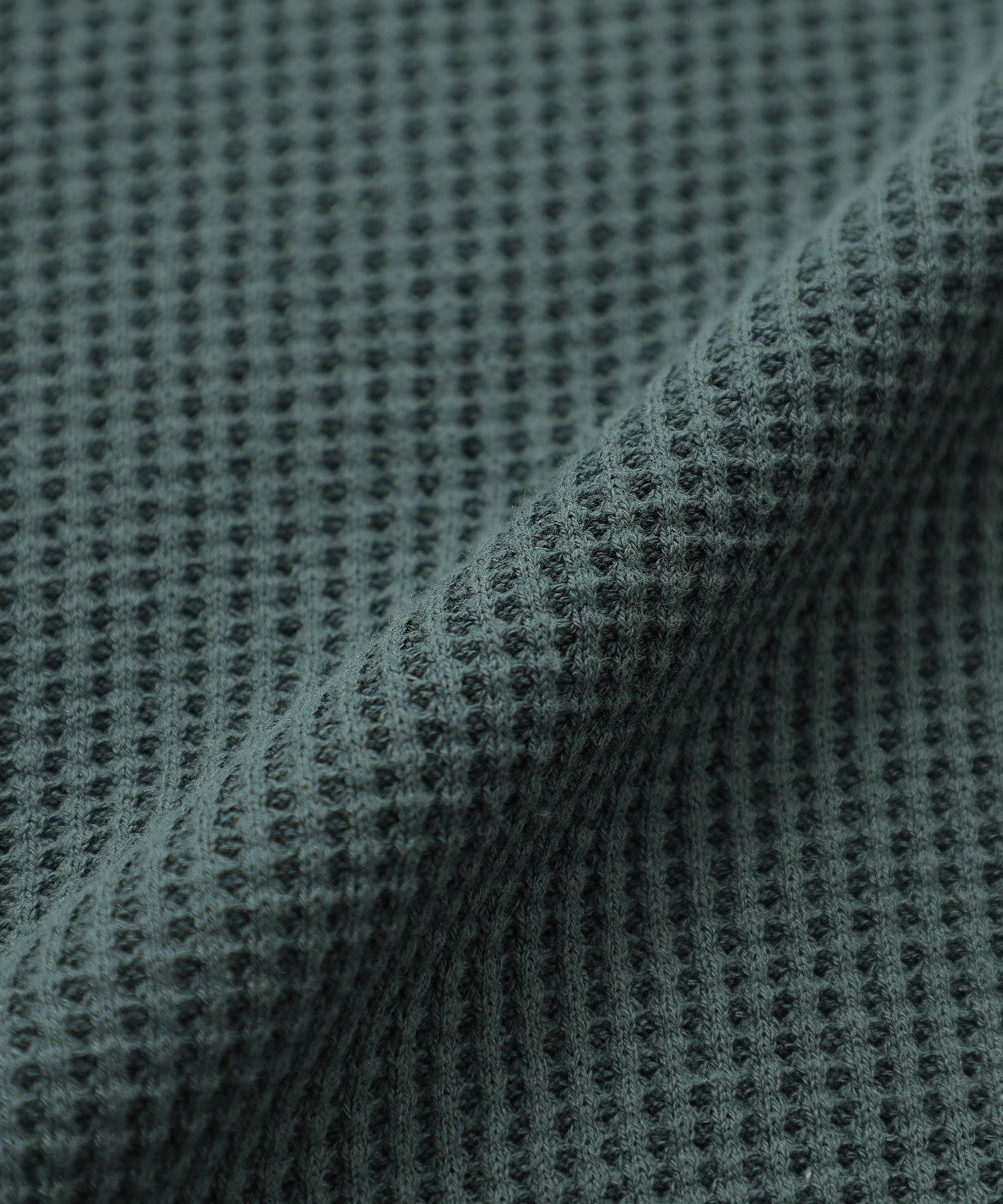 1133-S3P0960779__P,79,