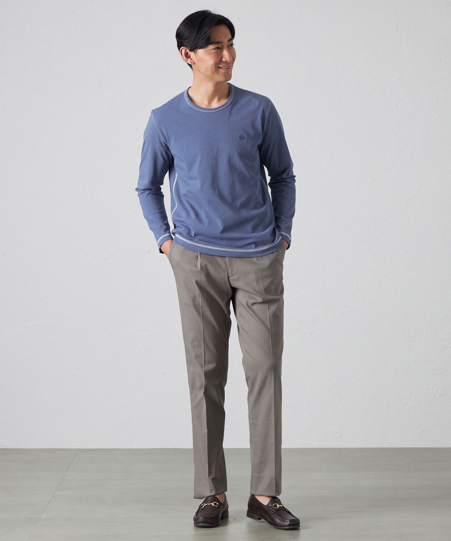 1133-S3P4050674__I,74,