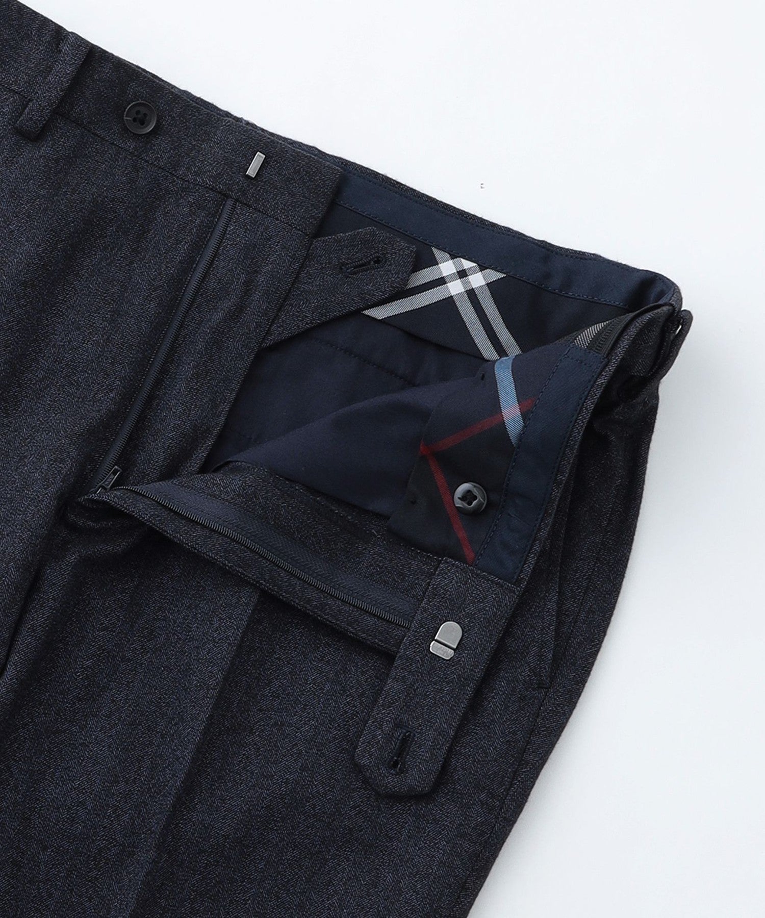 1133-S3R2463228__L,28,