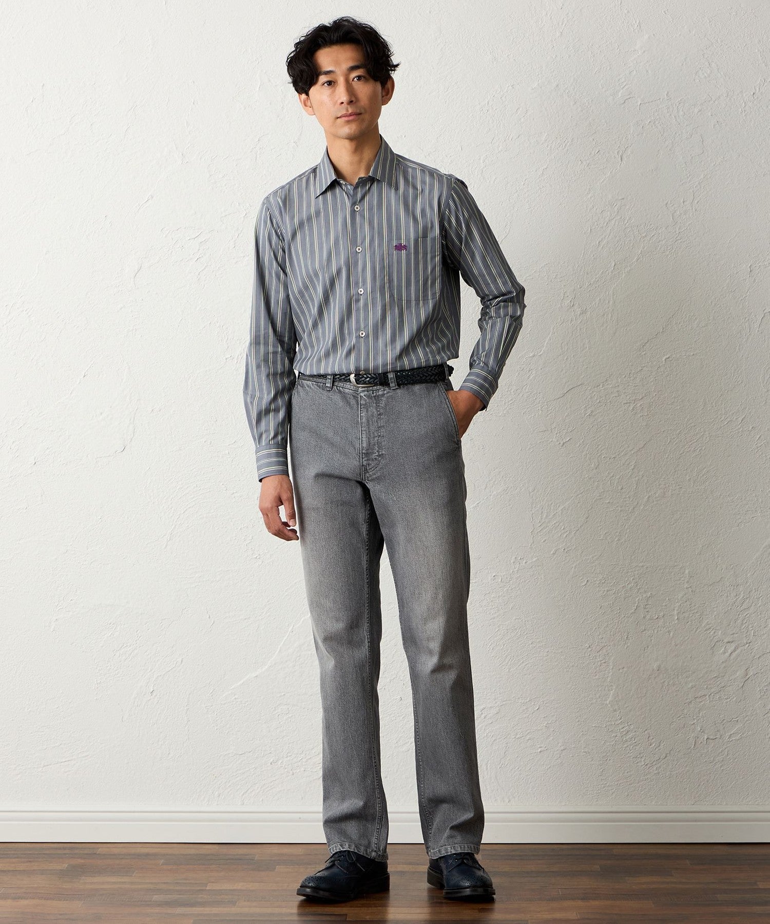 1133-S3R2563705__H,05,