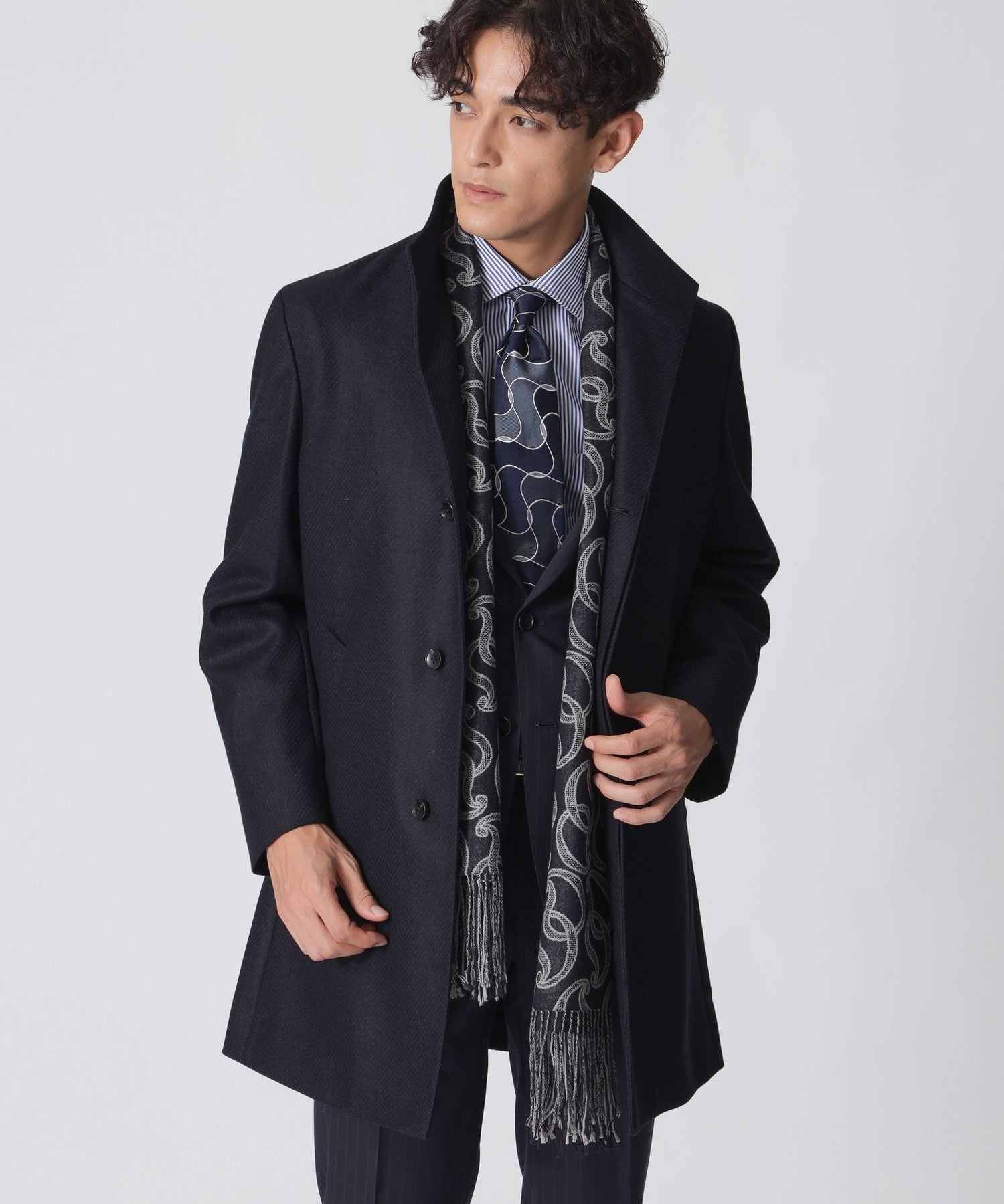 1142-J173563028__,28,