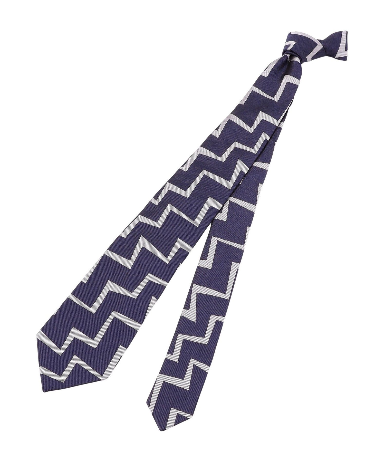 1142-J181565526__,26,