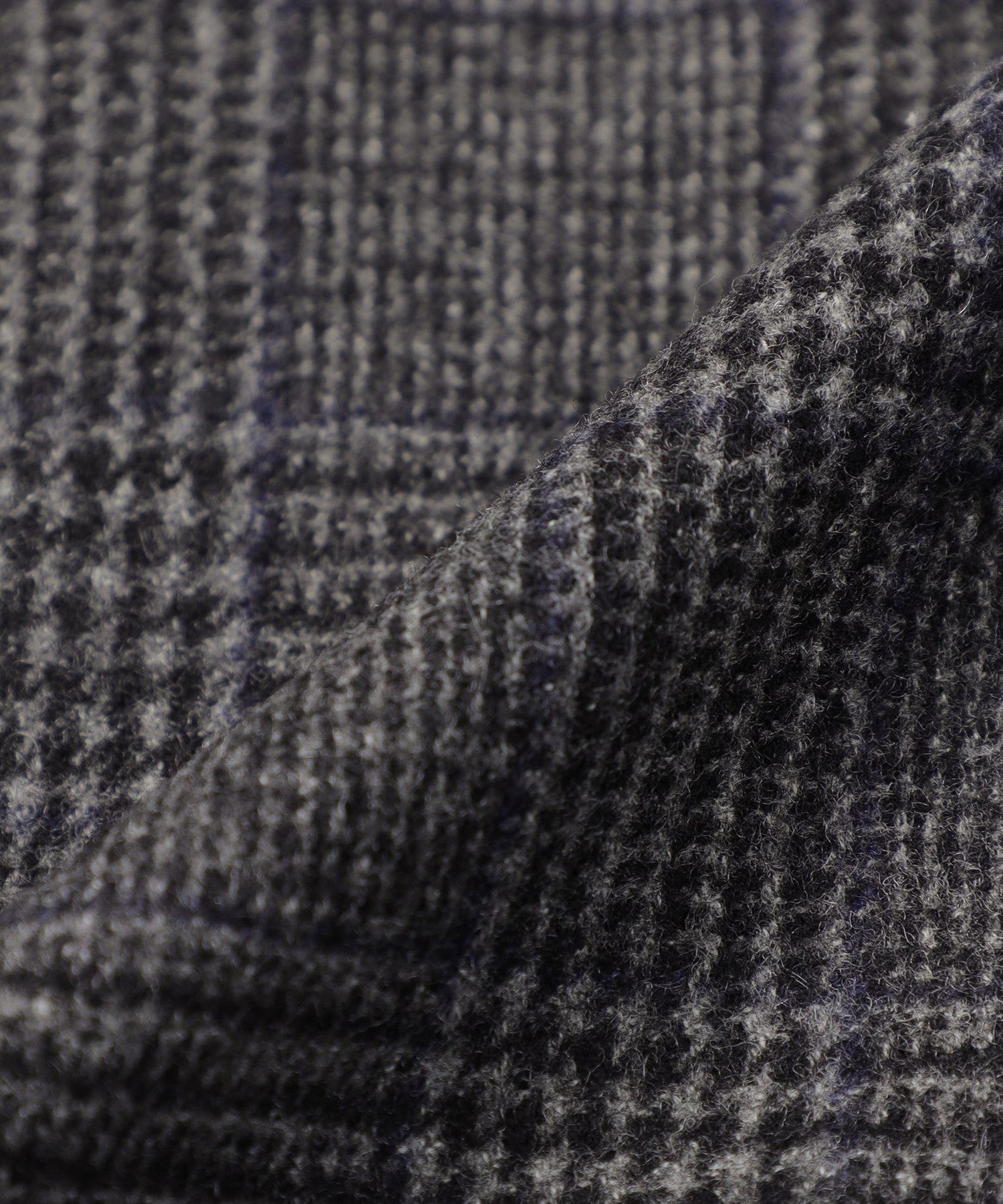 1142-J1B6741007__T,07,