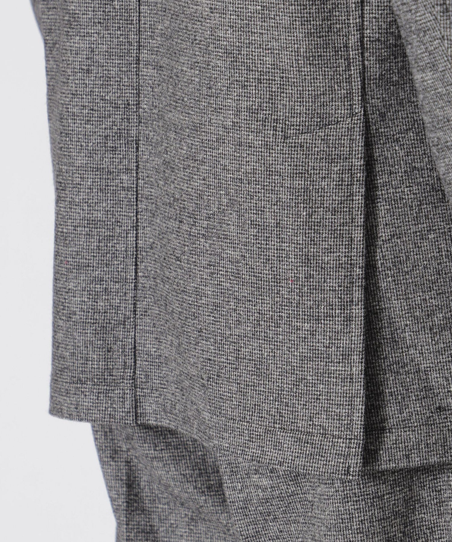 1142-J1E0963207__N,07,