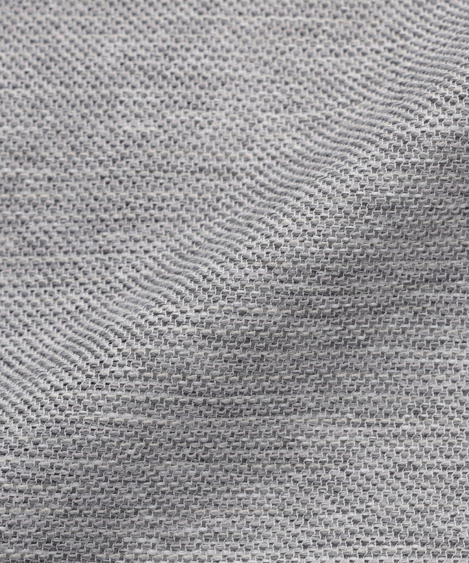 1142-J1E1079428__R,28,