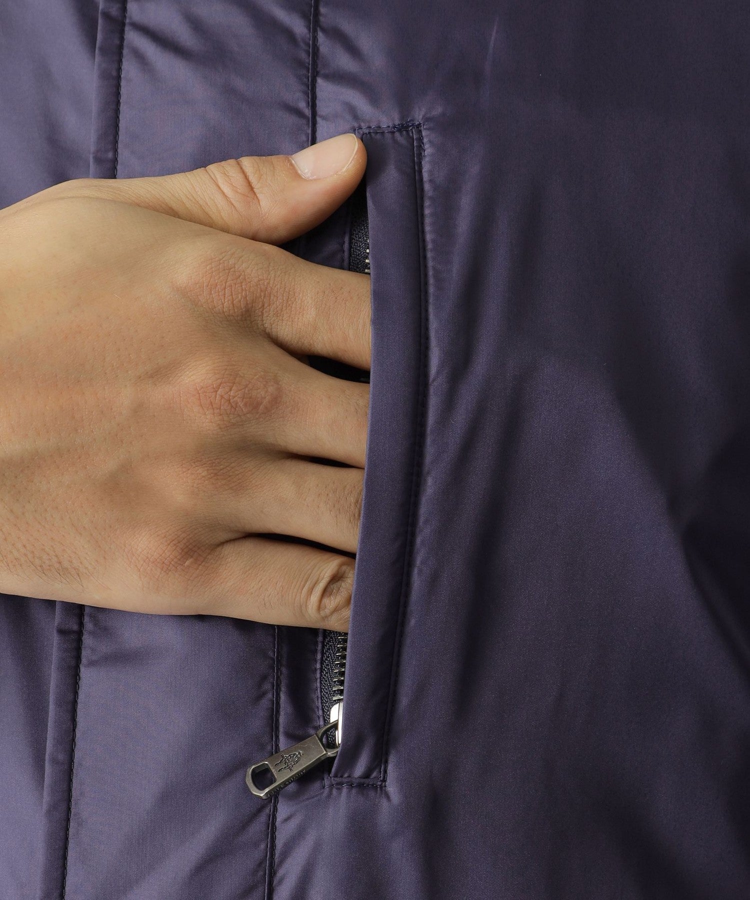 1142-J1F0442526__N,26,