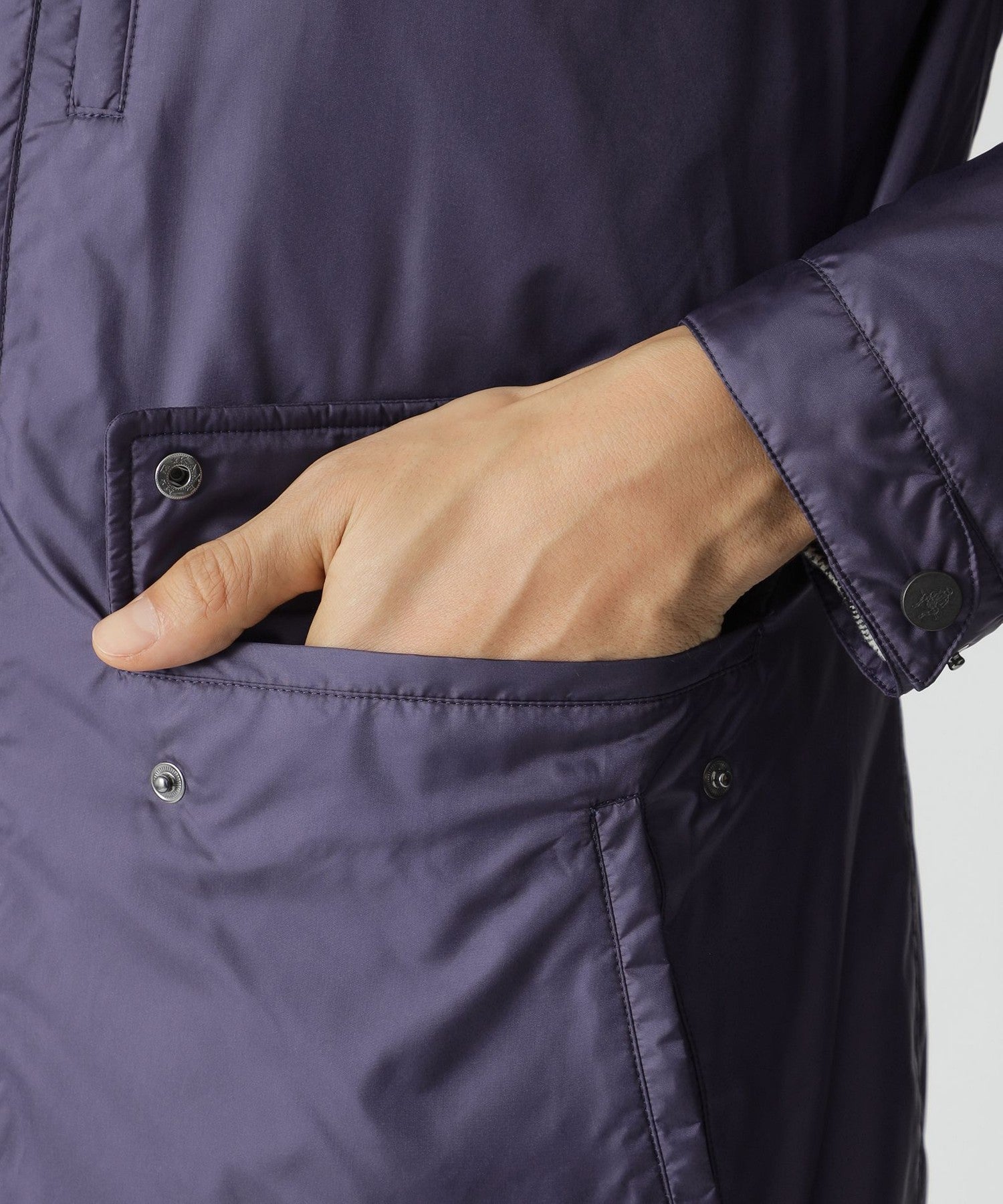 1142-J1F0442526__Q,26,