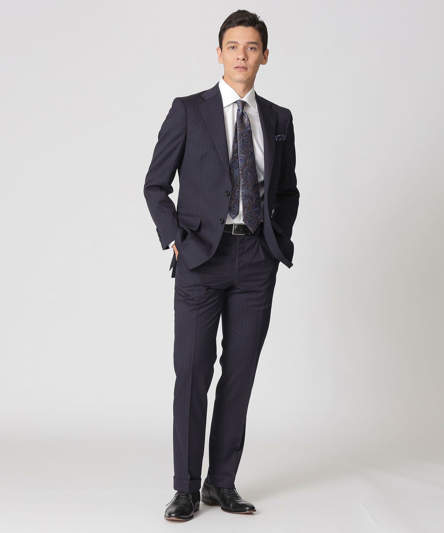 【未使用】現行品　Paul Stuart スーツ　3ピース　定価15万円　春夏秋 BAKER MODEL】フェードストライプ柄スーツ(スーツ)｜Paul Stuart