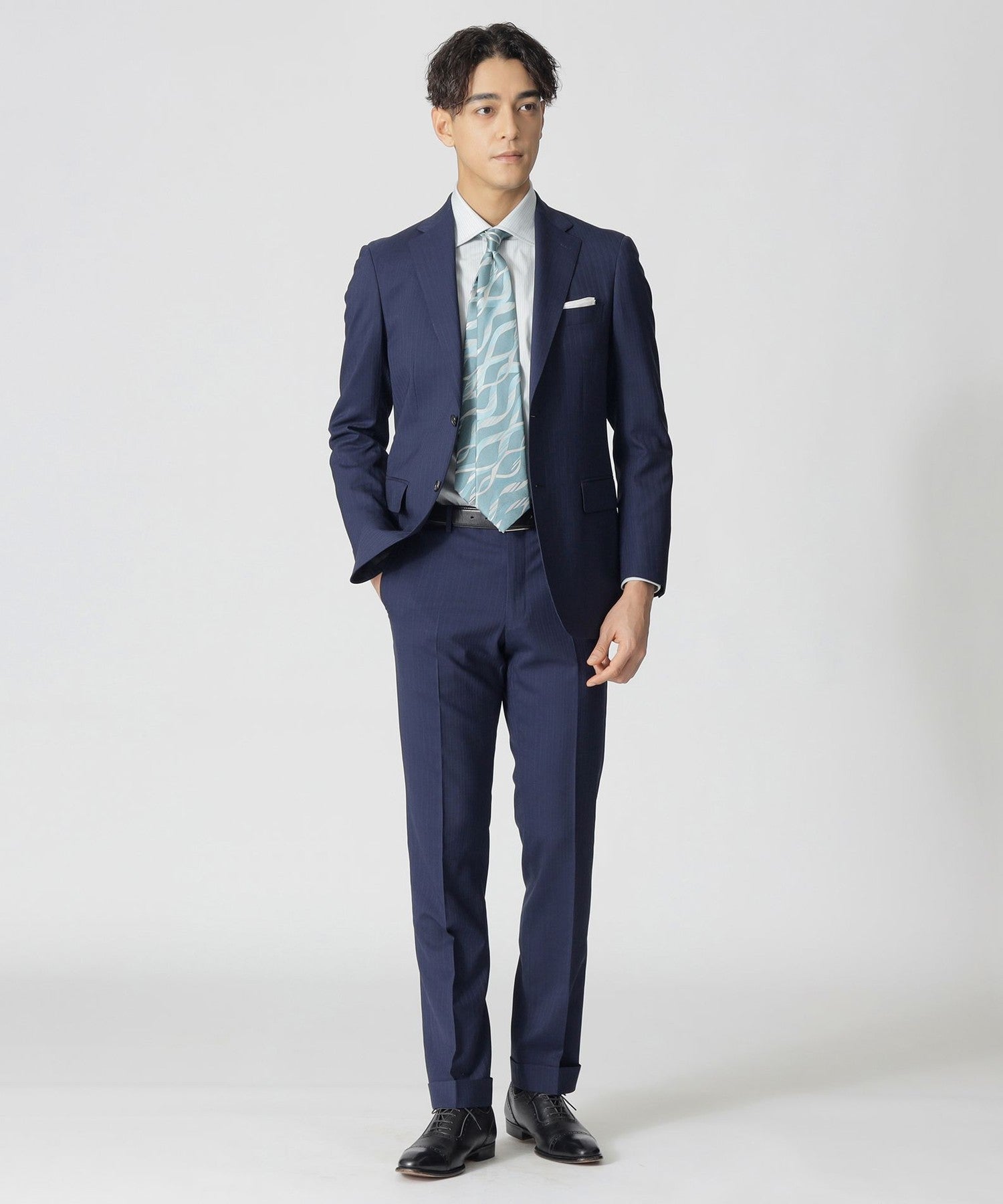 1142-J1H9950728__H,28,