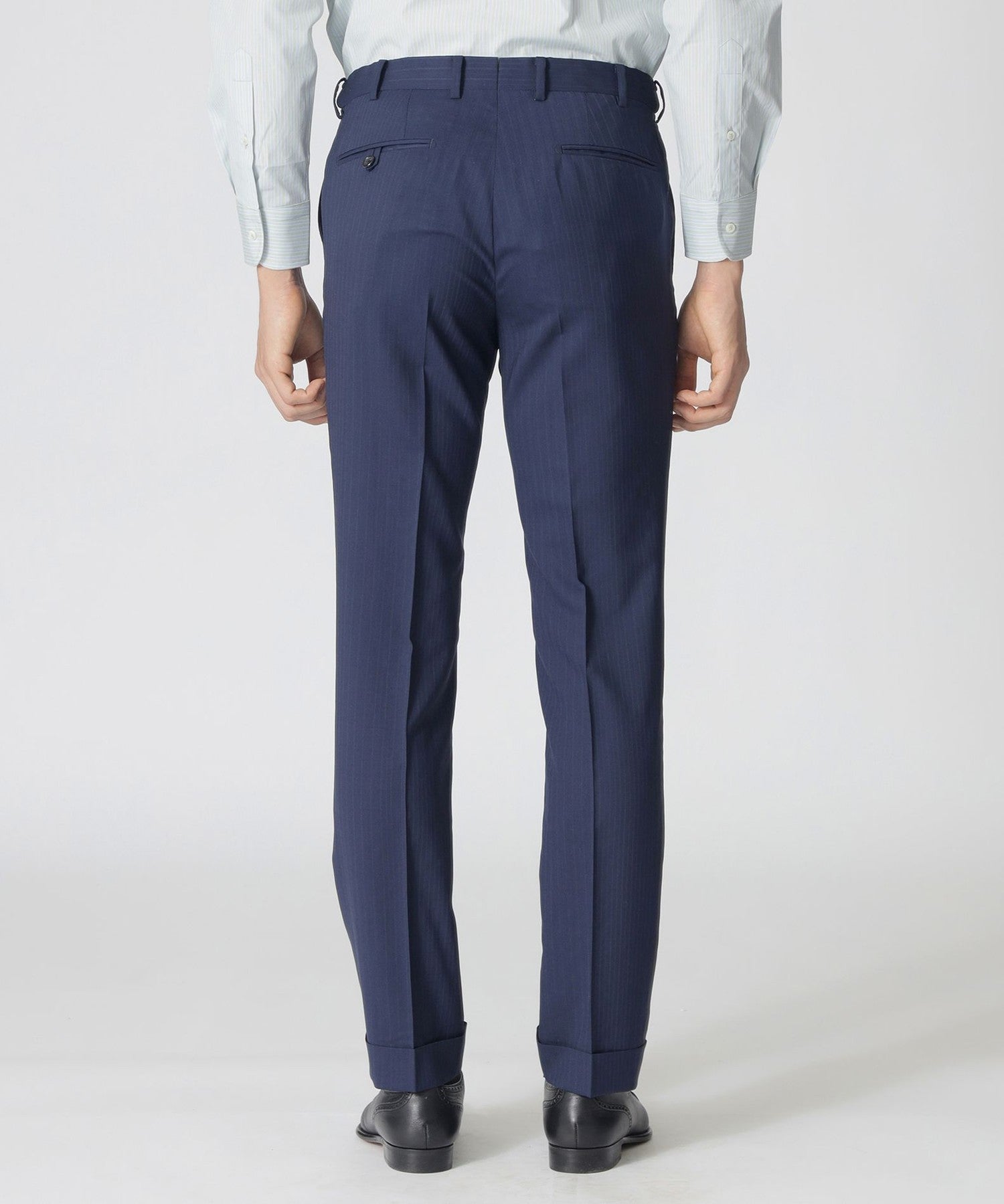 1142-J1H9950728__T,28,