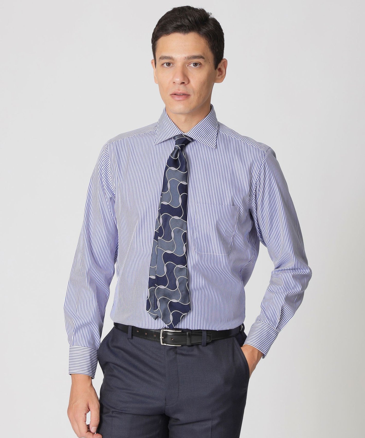 1142-J1L0666226__,26,モデル身長186cm 着用サイズ：41