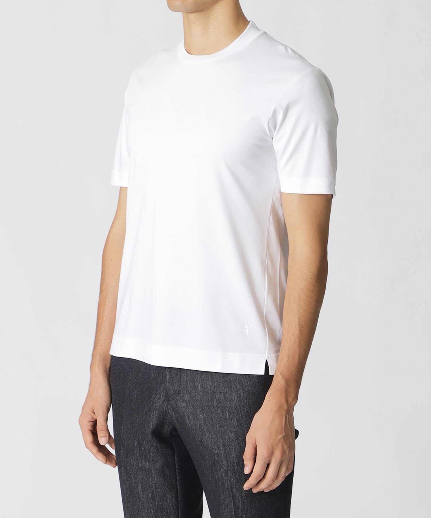 1142-J1P8062001__L,01,