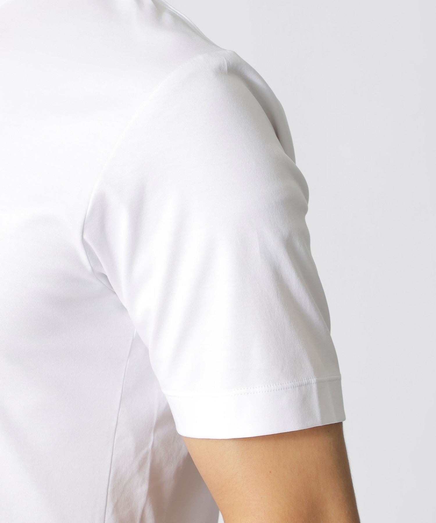 1142-J1P8062001__N,01,