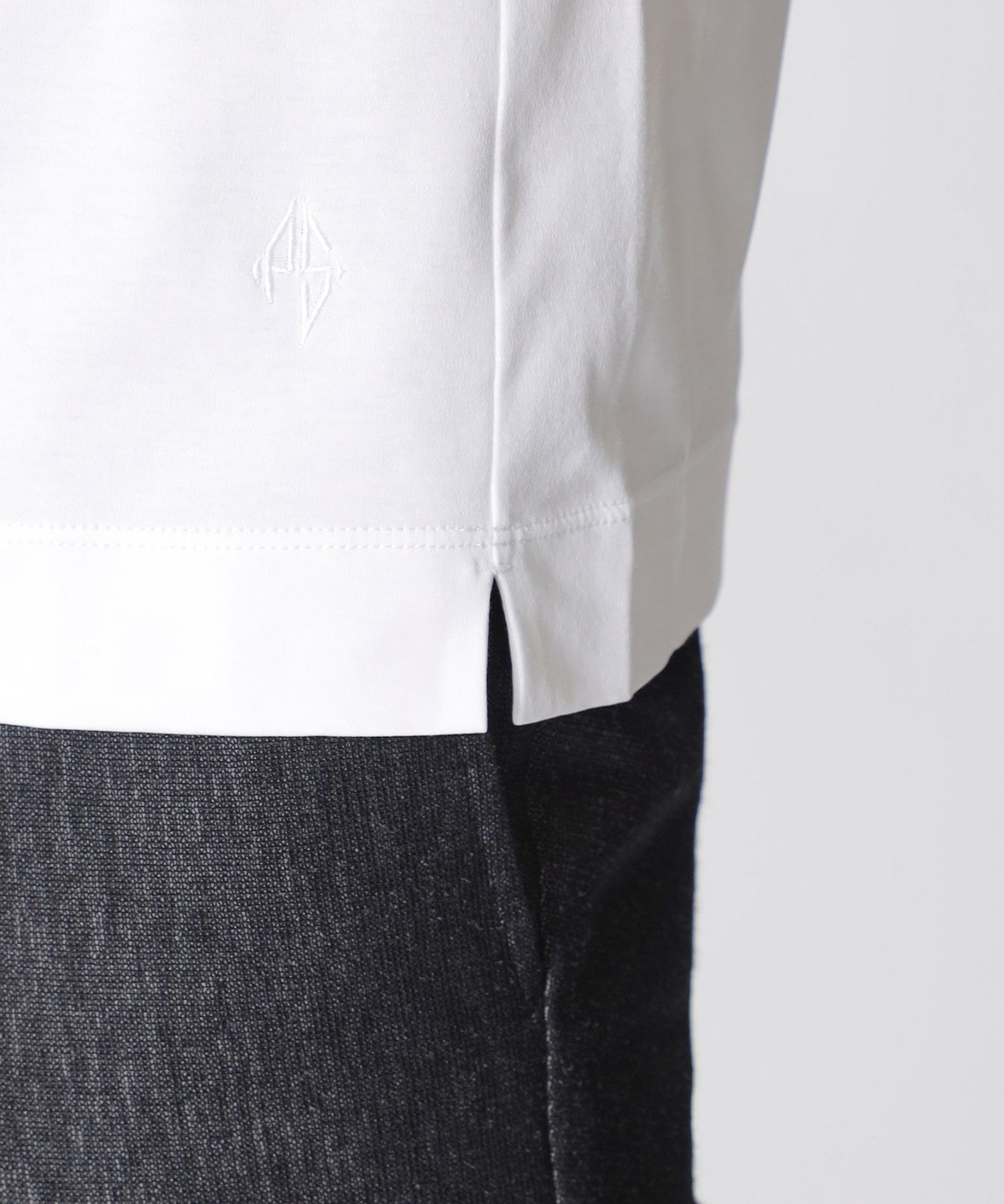 1142-J1P8062001__O,01,