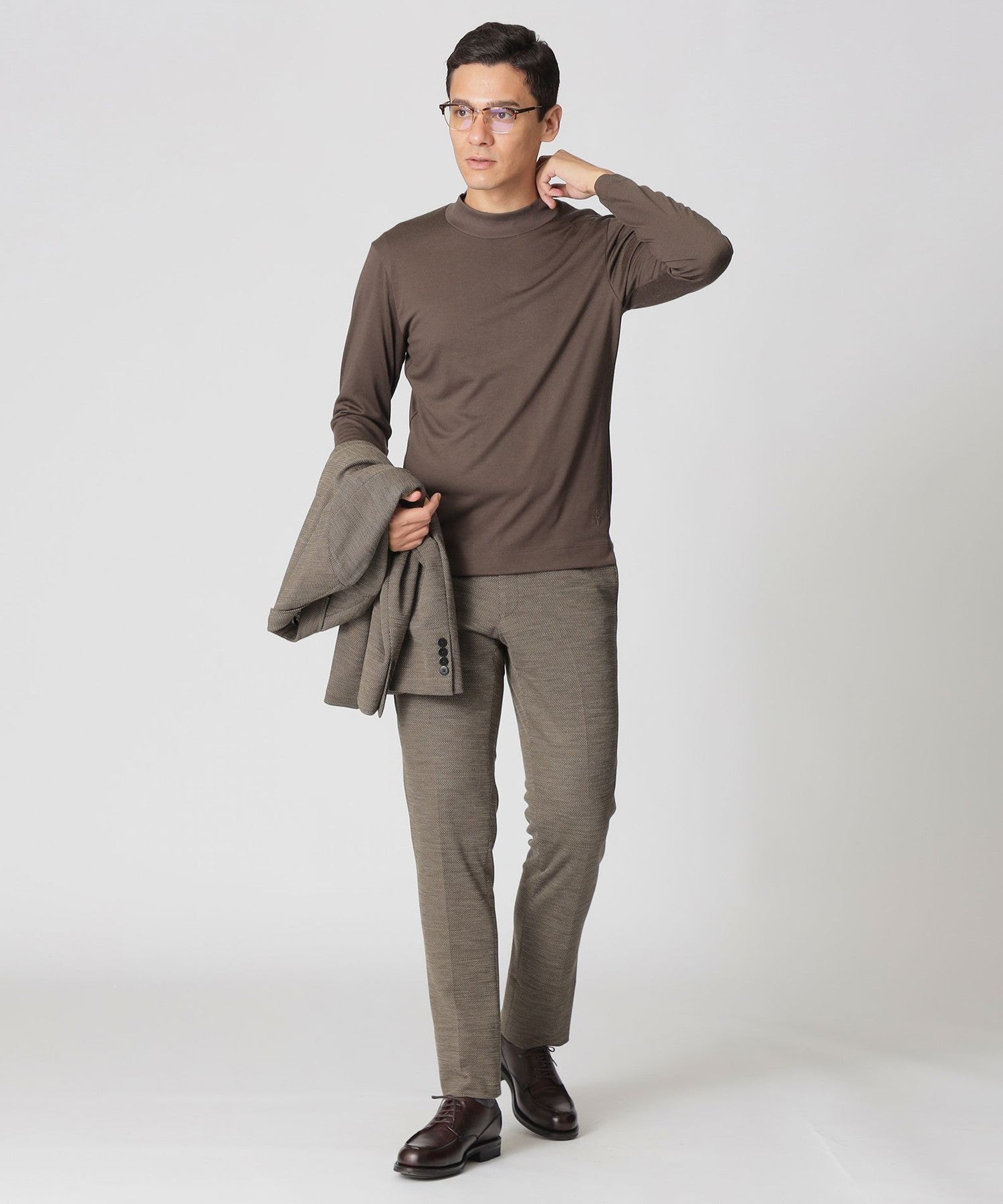 1142-J1P8465228__K,28,