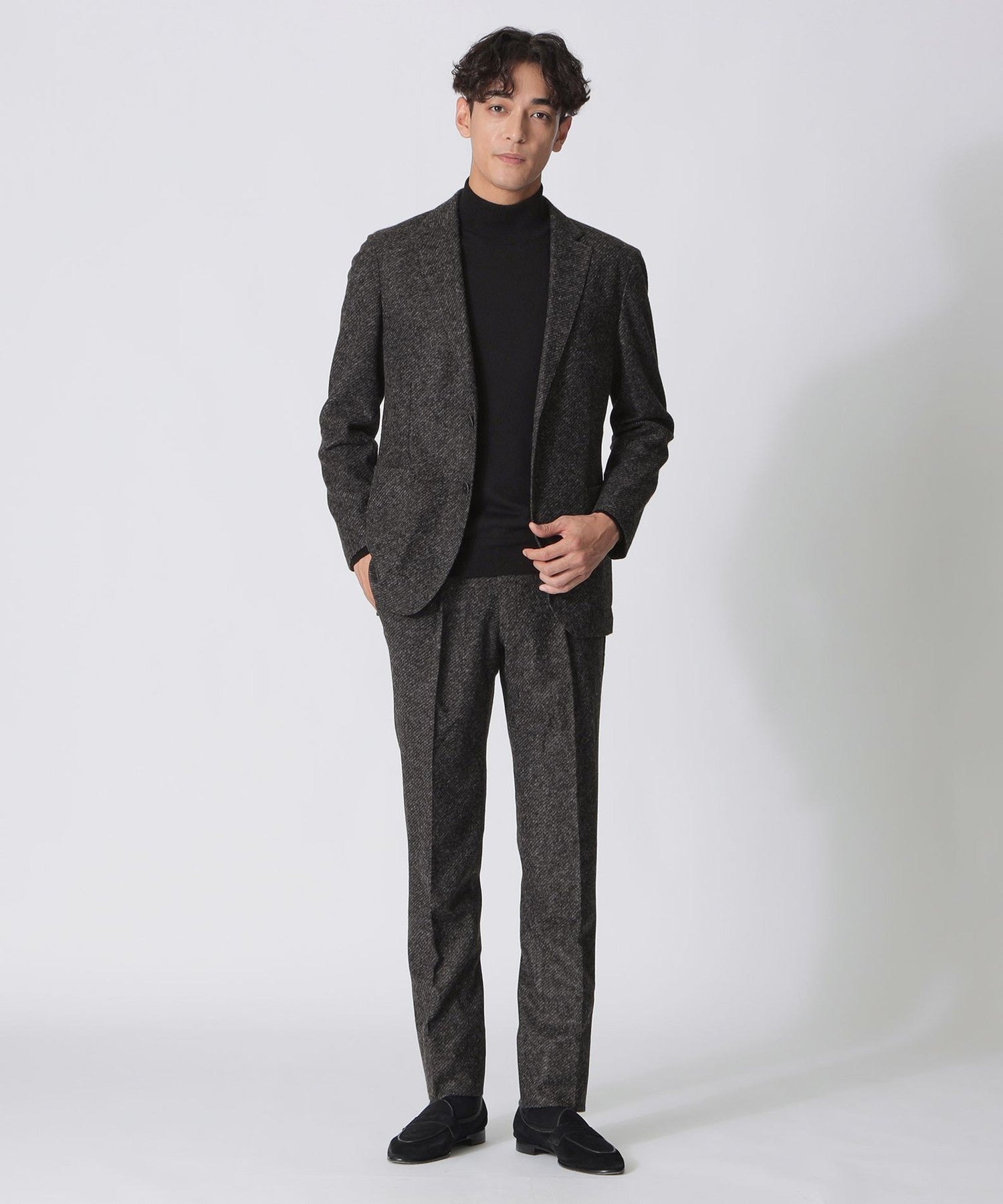 1142-J1Q5462728__H,28,