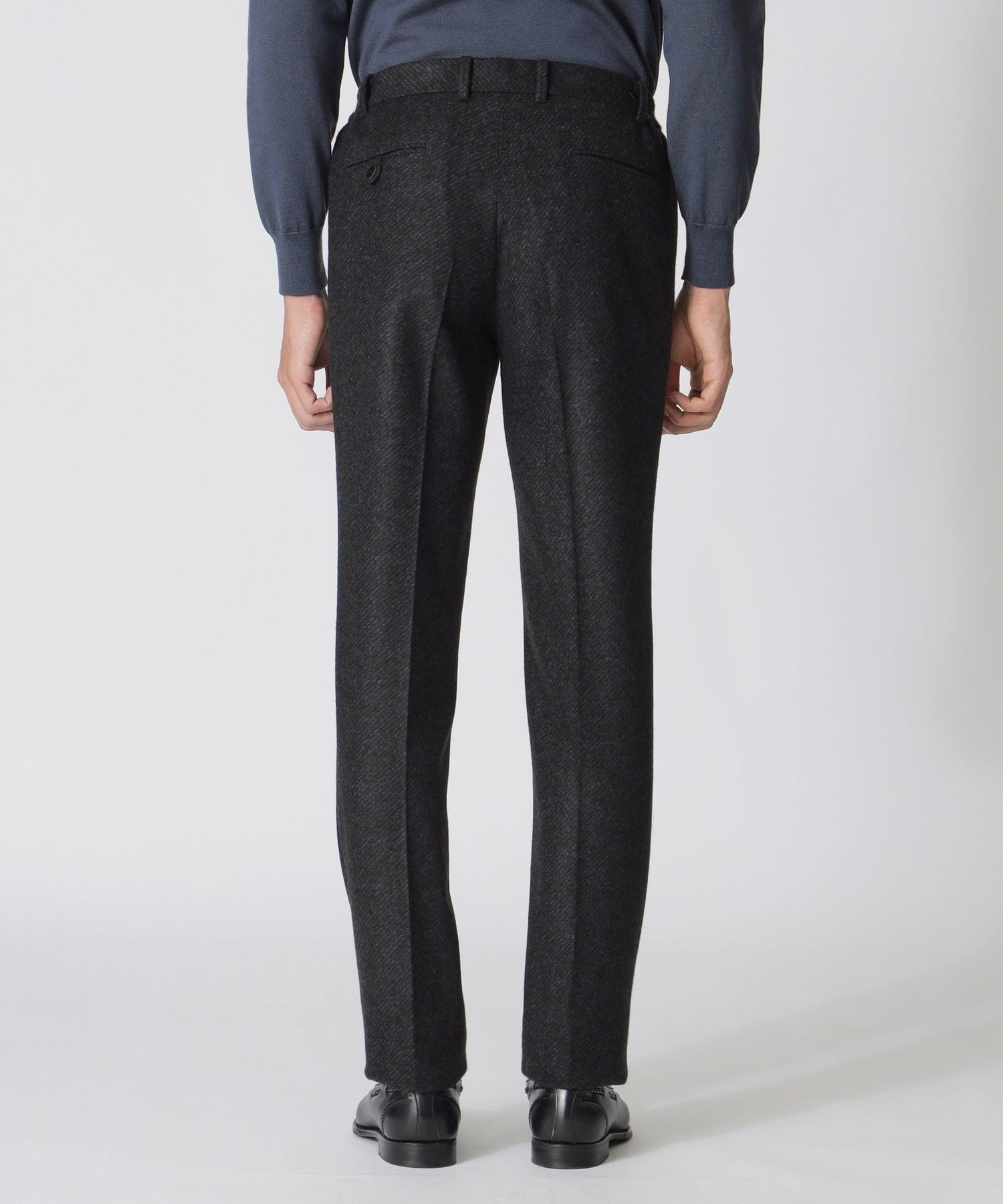 1142-J1Q5462728__L,28,