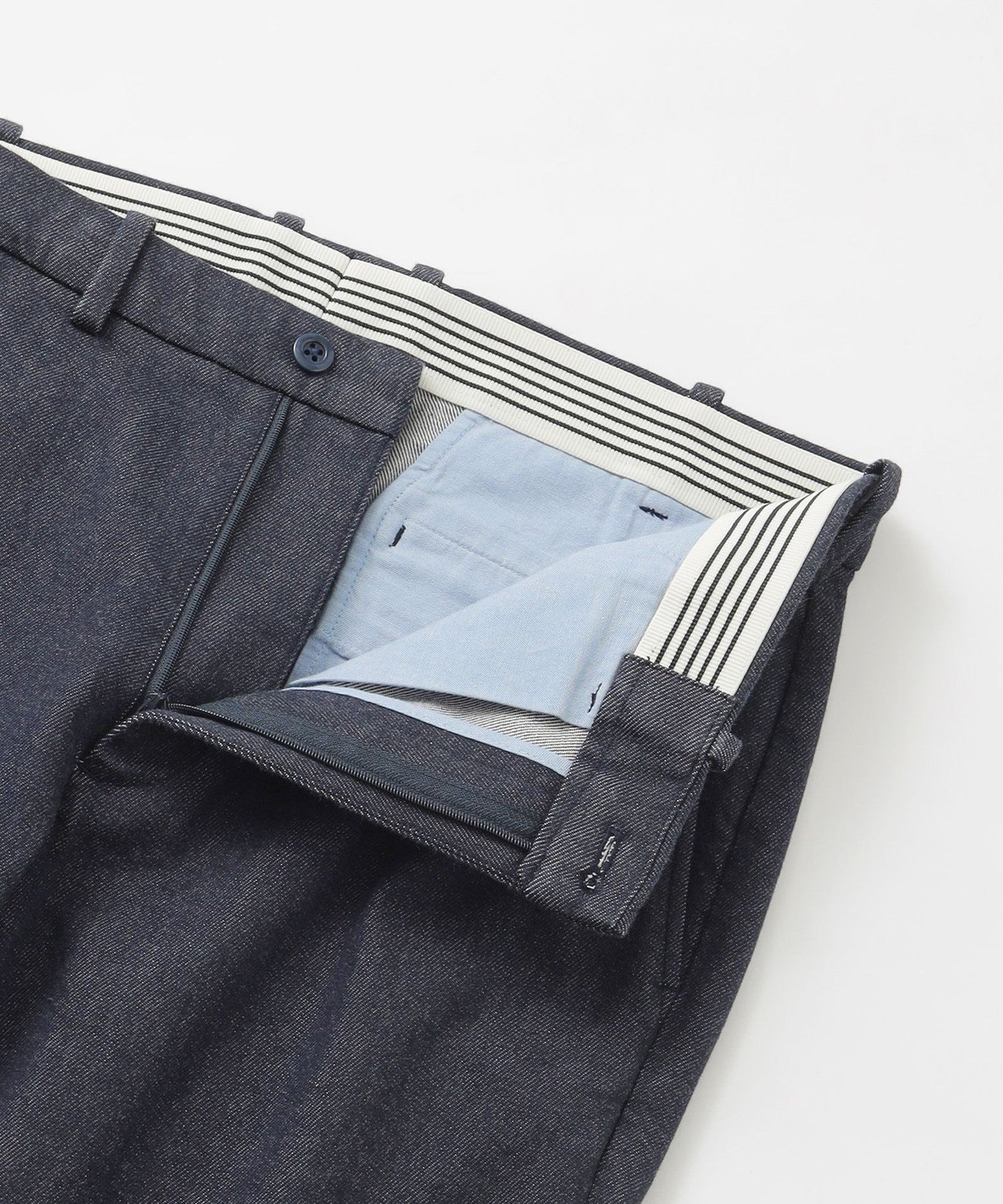 1142-J1R8157128__N,28,