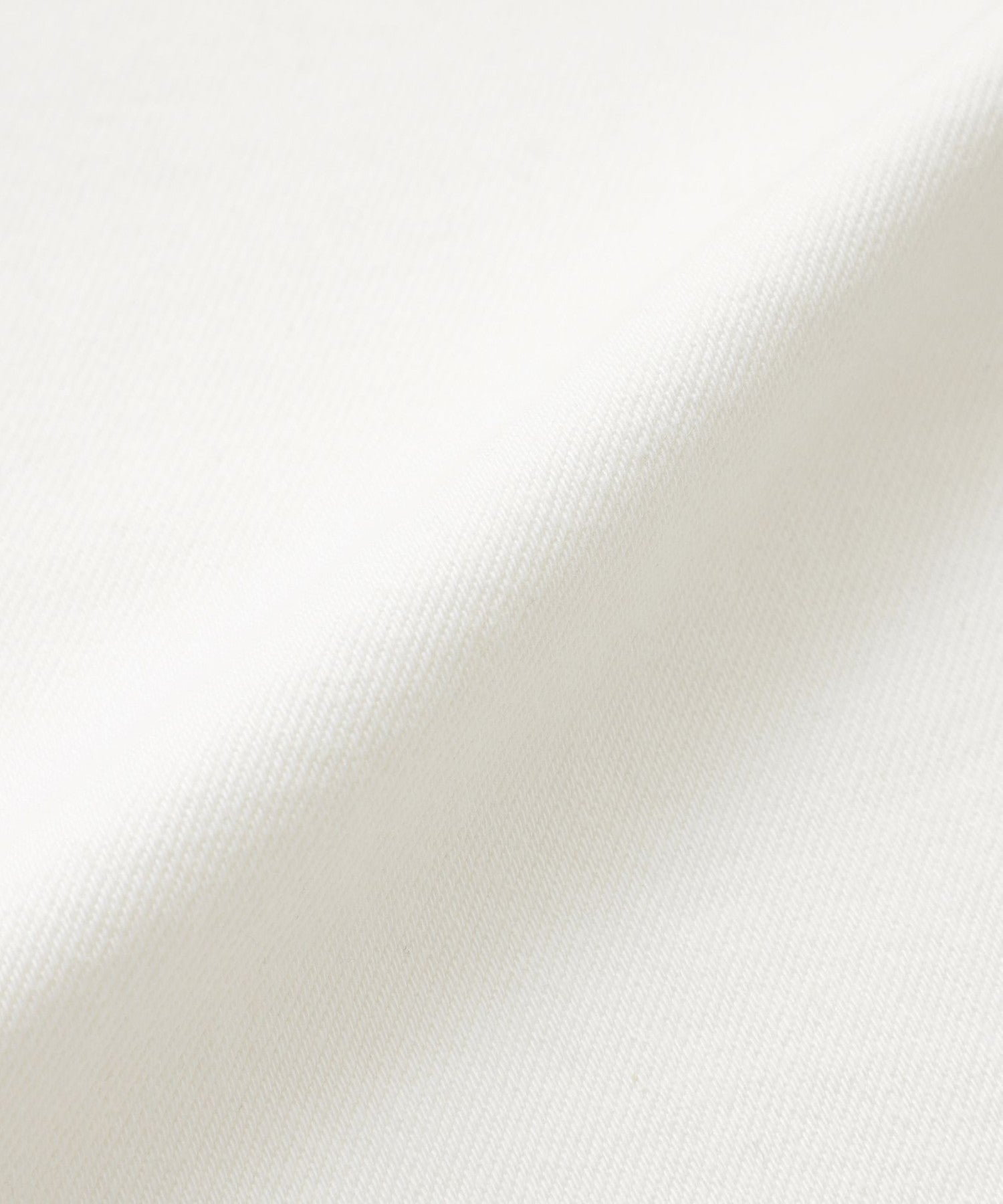 1142-J1R8157128__O,28,