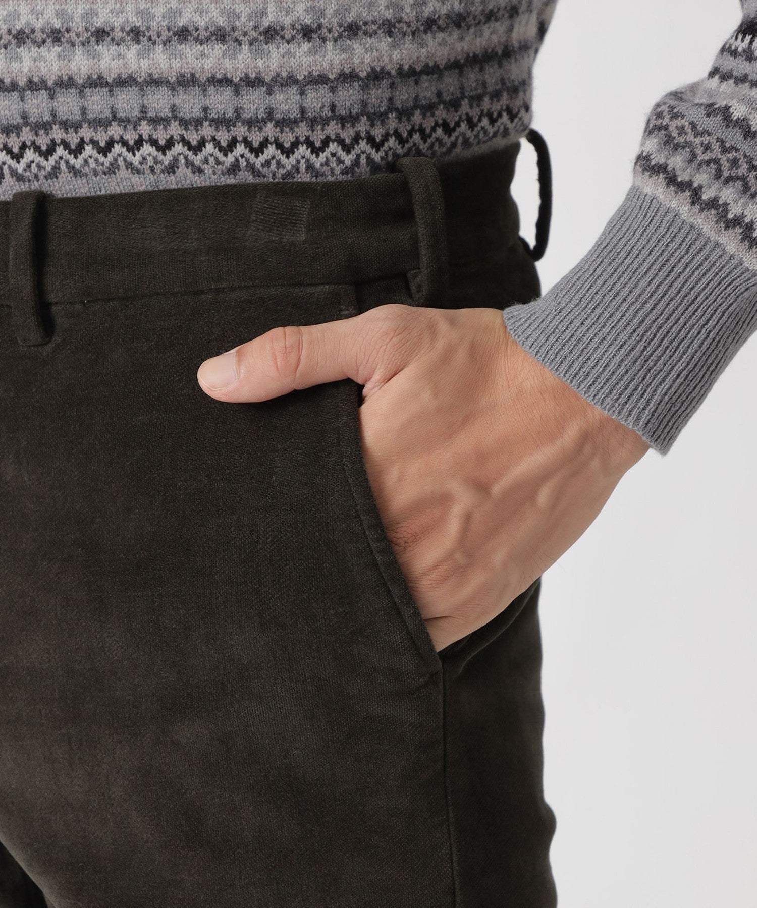 1142-J1R8167508__R,08,