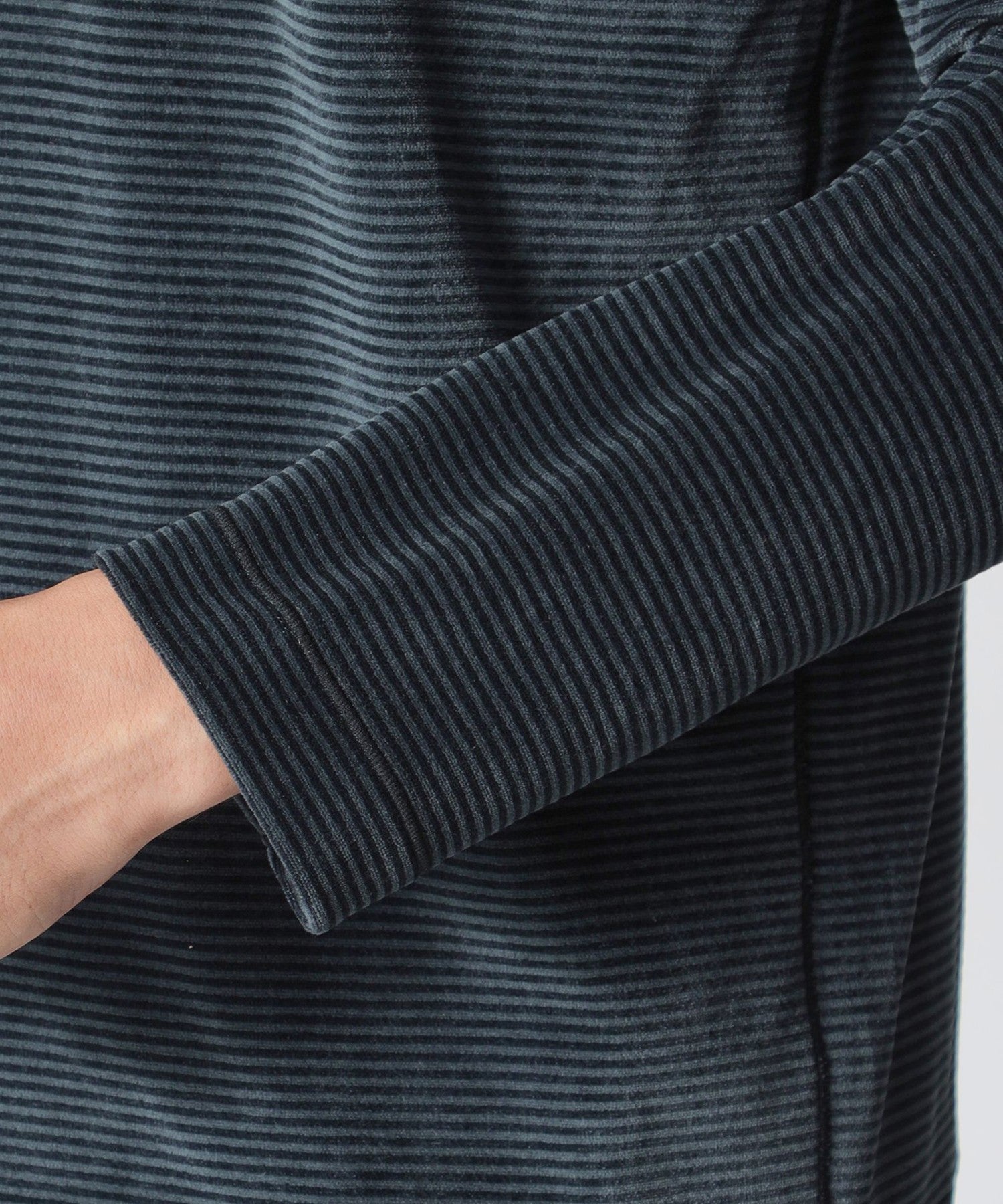 1145-J3P0466127__N,27,